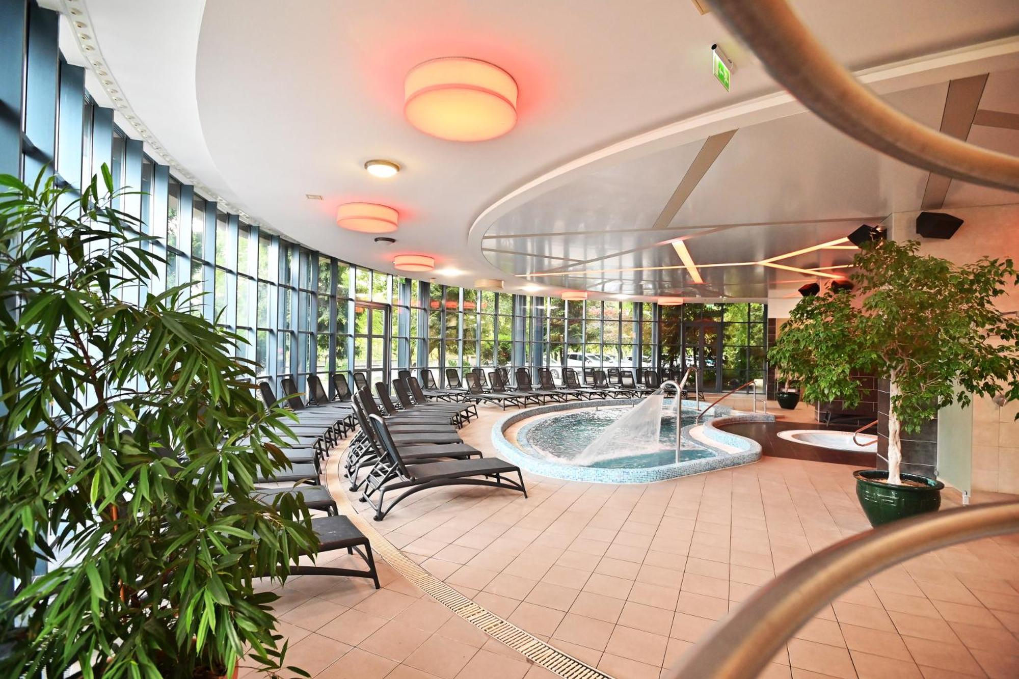 5. Hotel Eger & Park