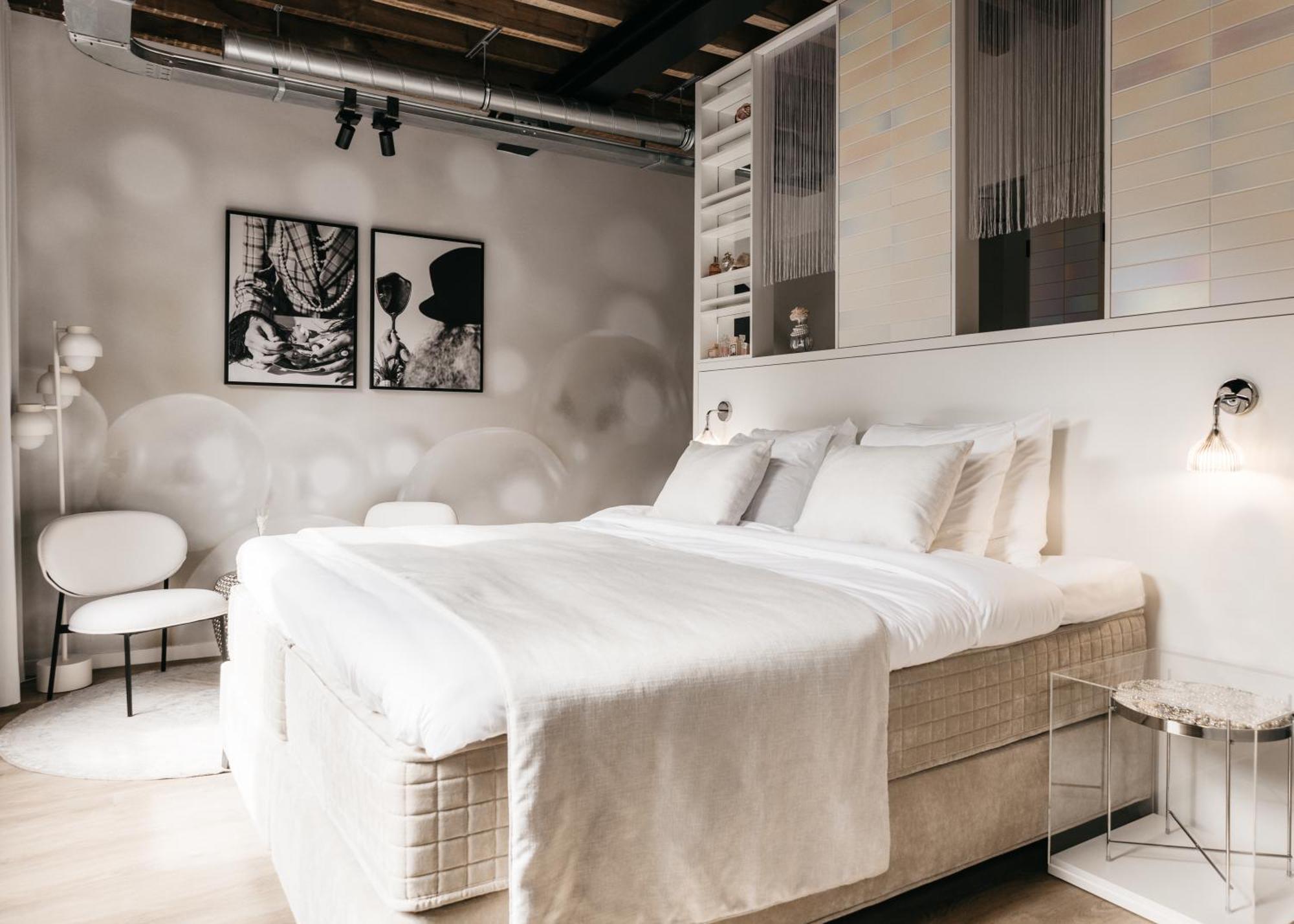 2. Cousins Boutique Hotel