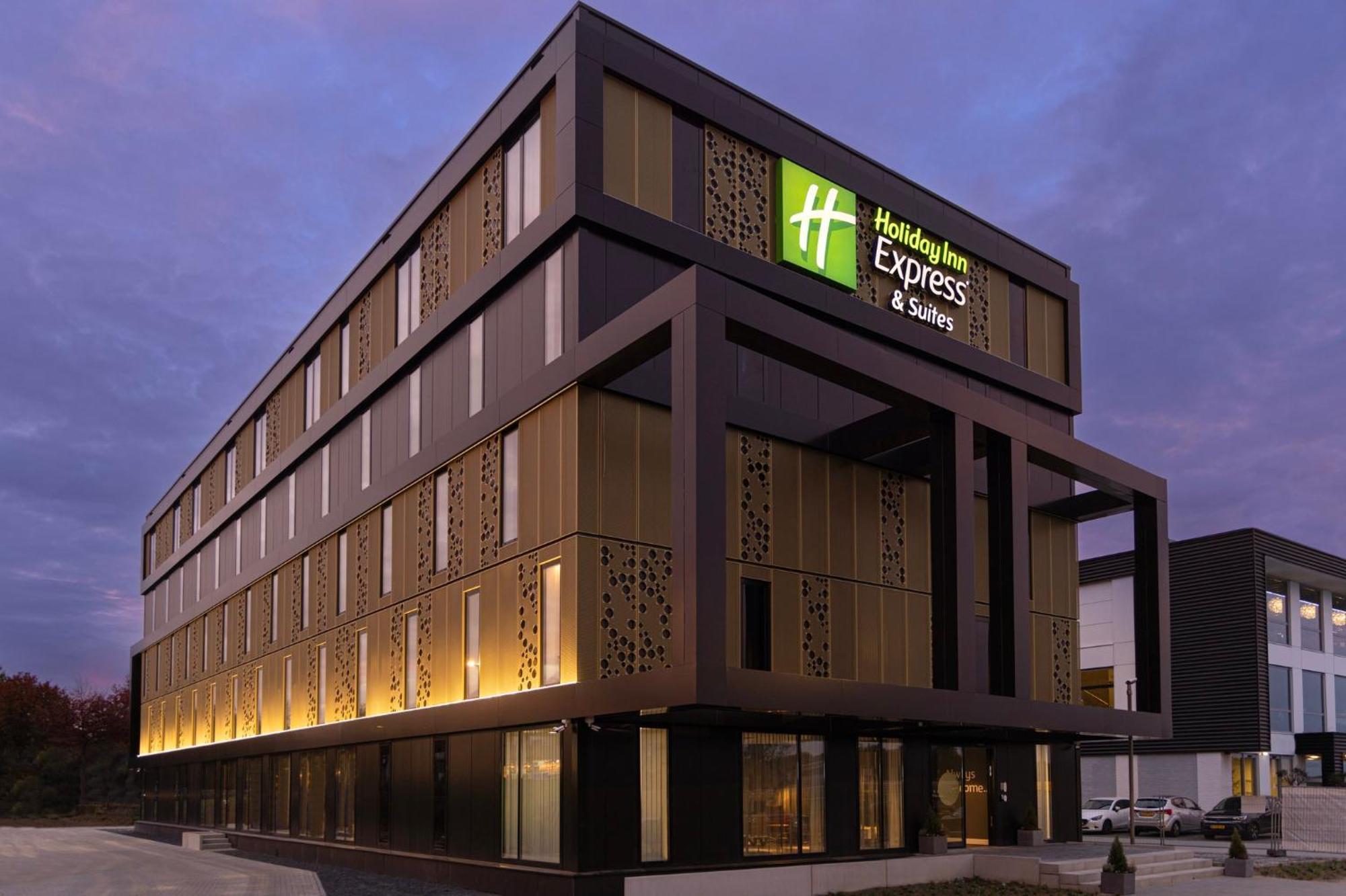 1. Holiday Inn Express & Suites Deventer