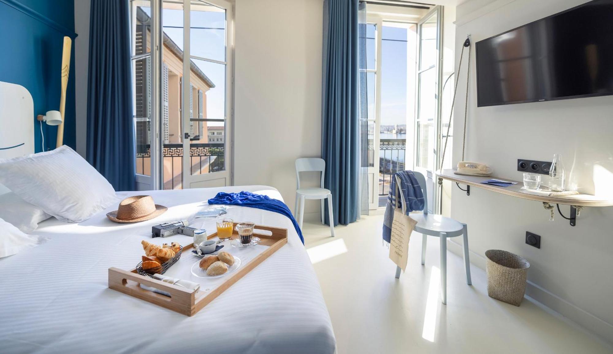 10. L’Eautel Toulon Port