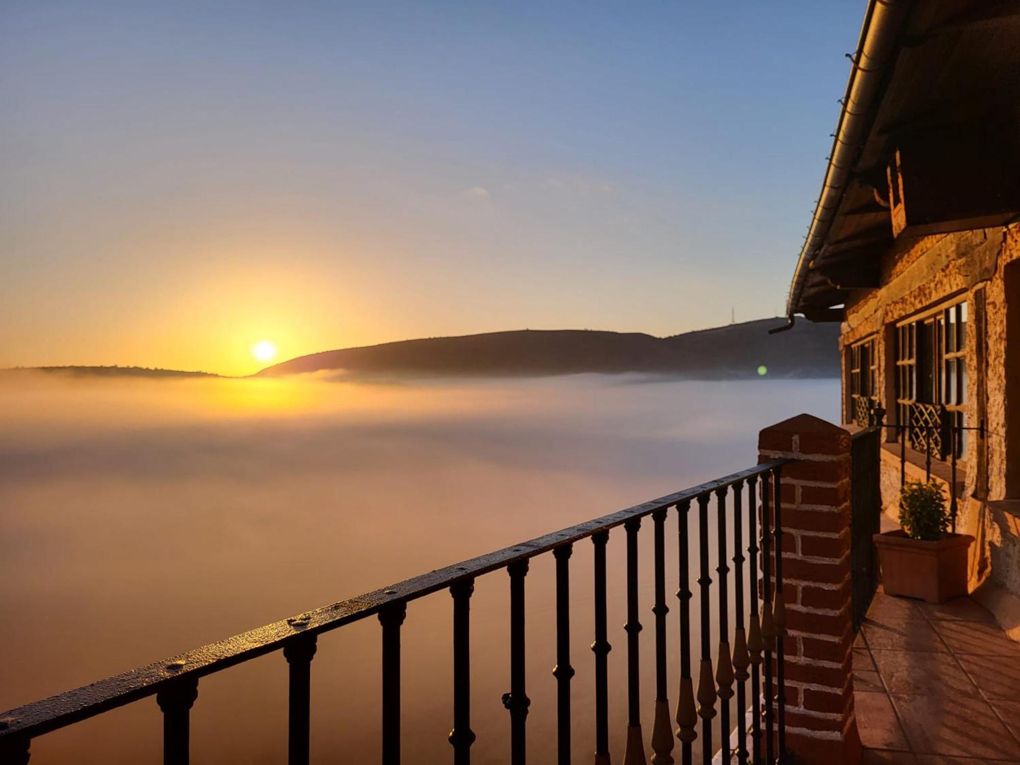 4. Hotel Leonor Miron