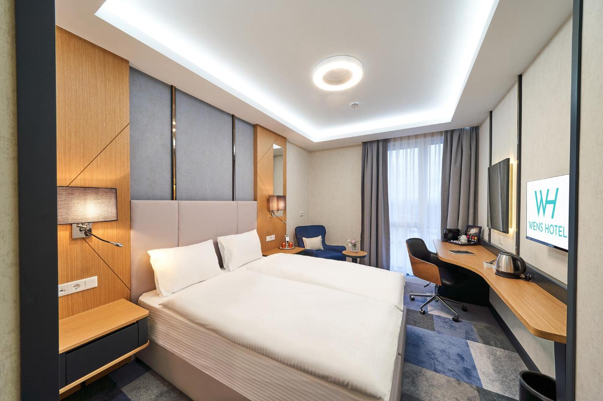 10. Wens Hotel