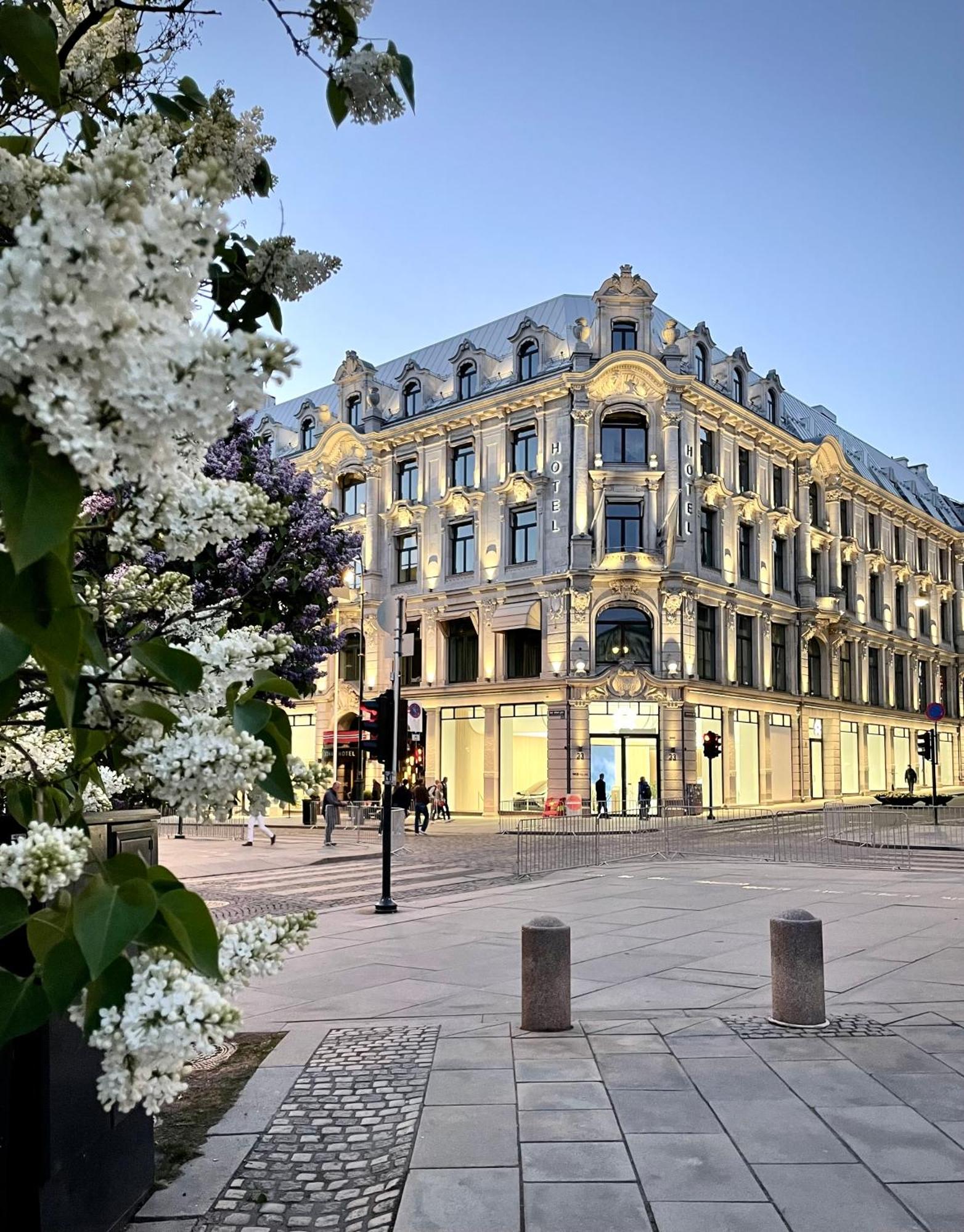 2. Karl Johan Hotel