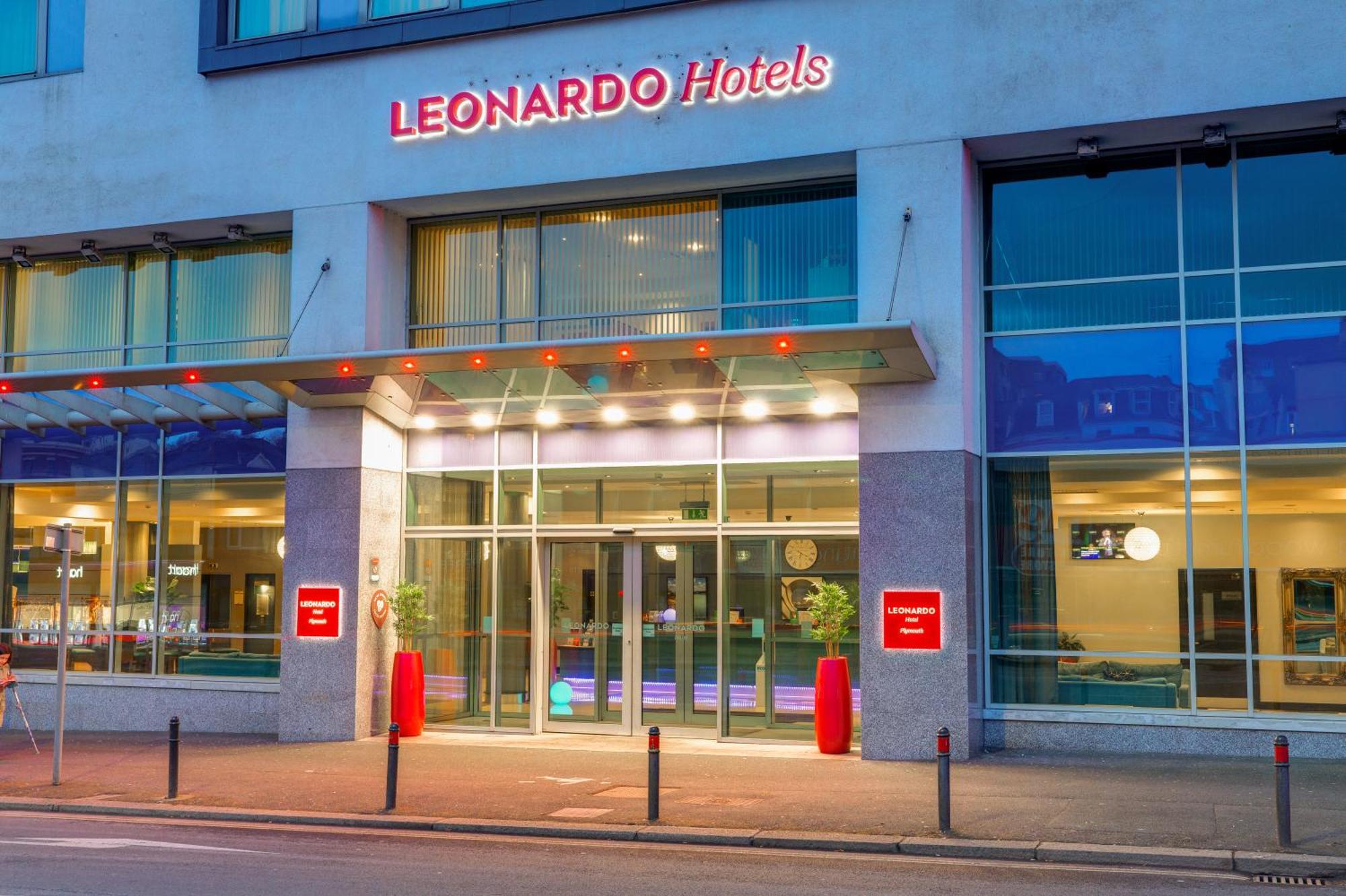 2. Leonardo Hotel Plymouth