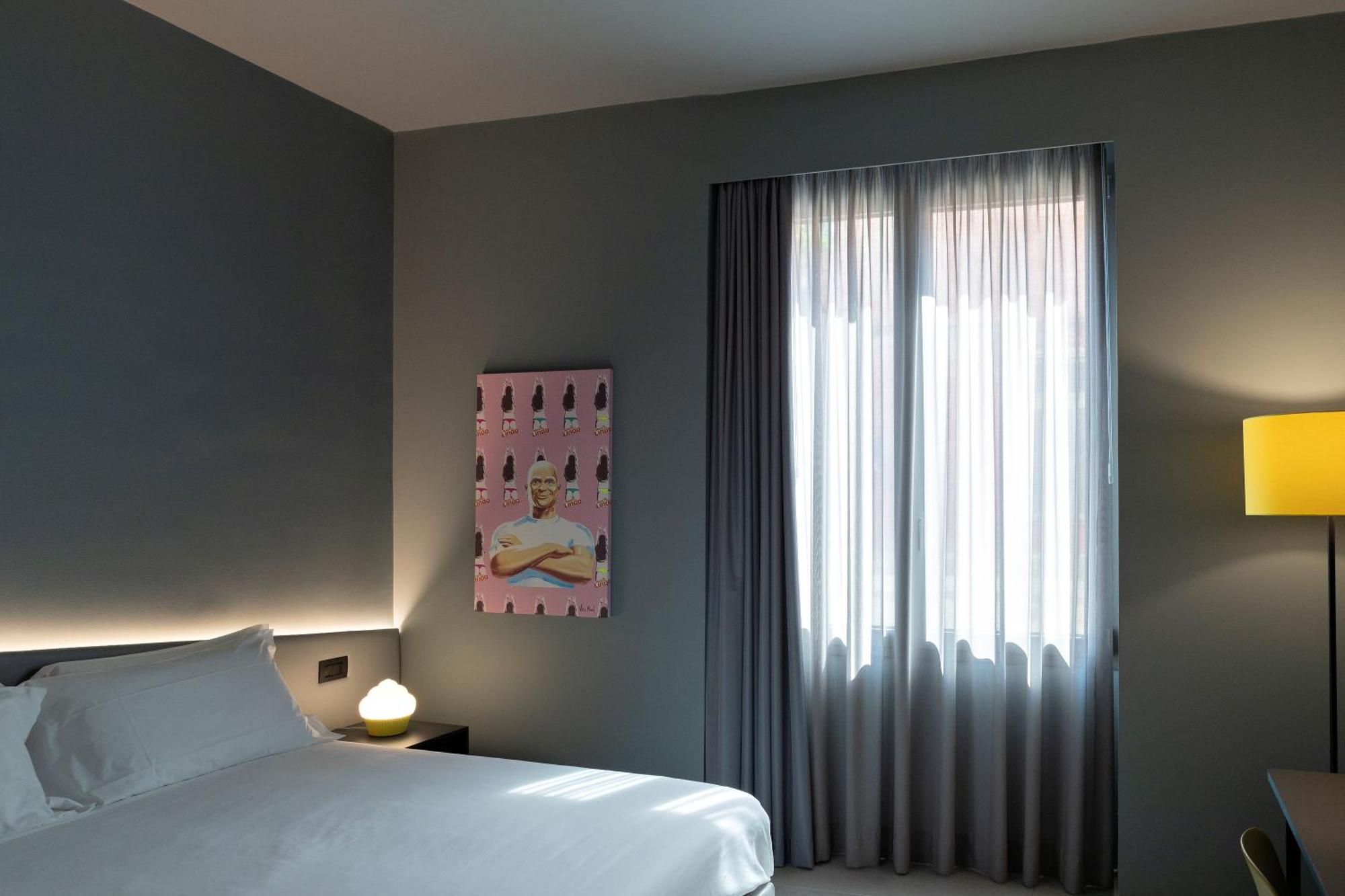 4. Arryvo Hotel
