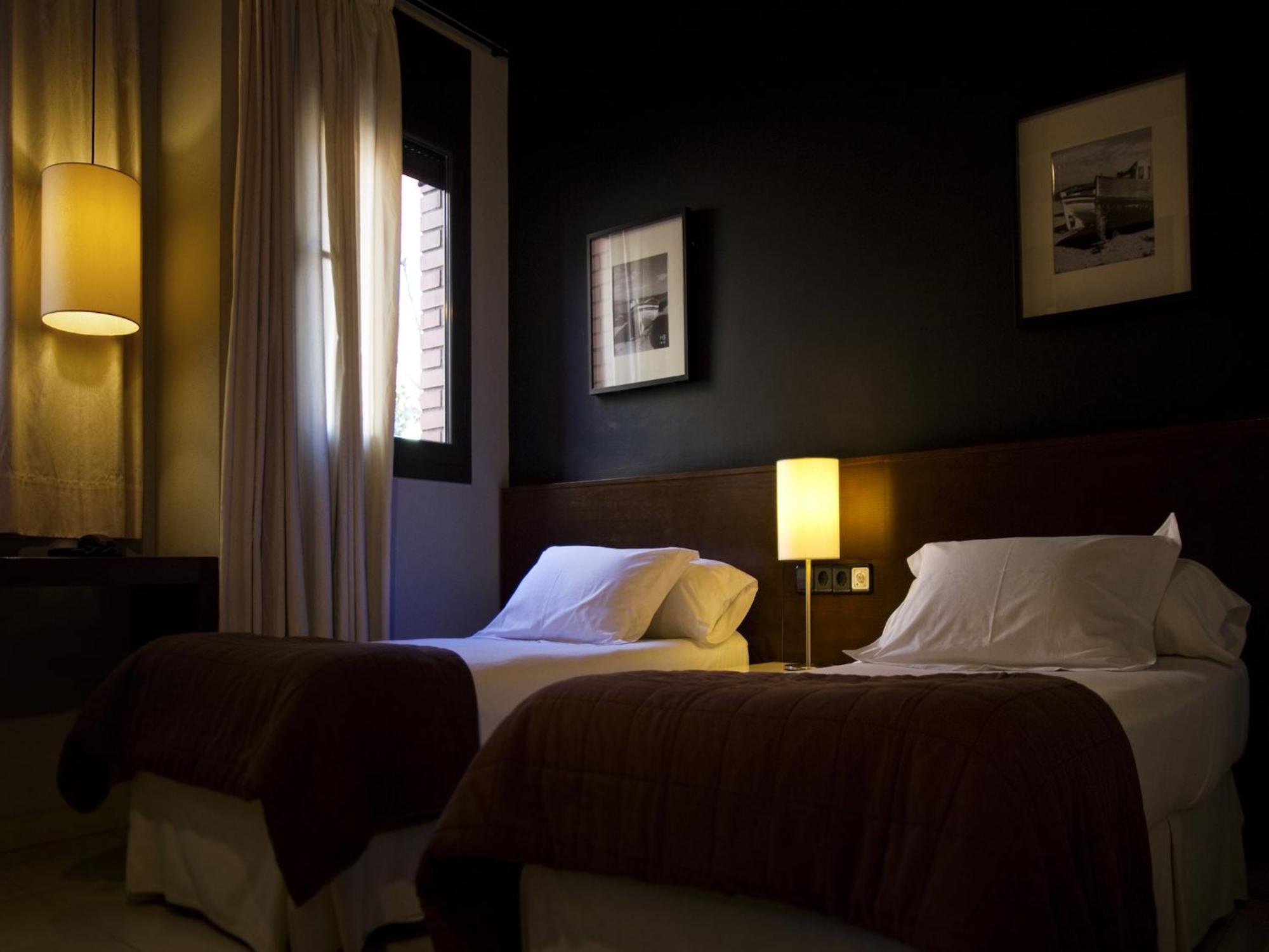 9. Badalona Beach Apartment