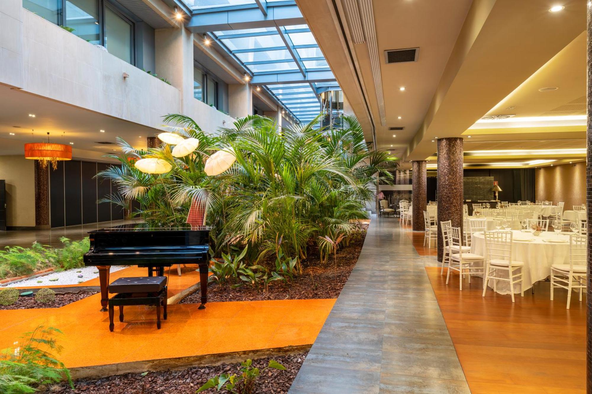 8. Iberik Santo Domingo Plaza Hotel