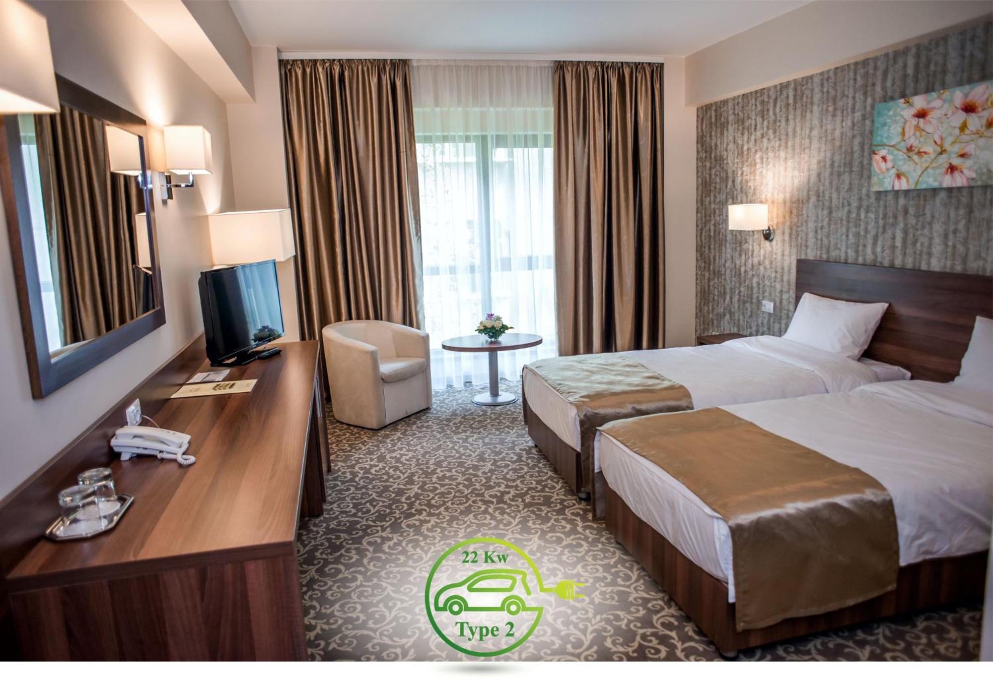 3. Hotel Arnia