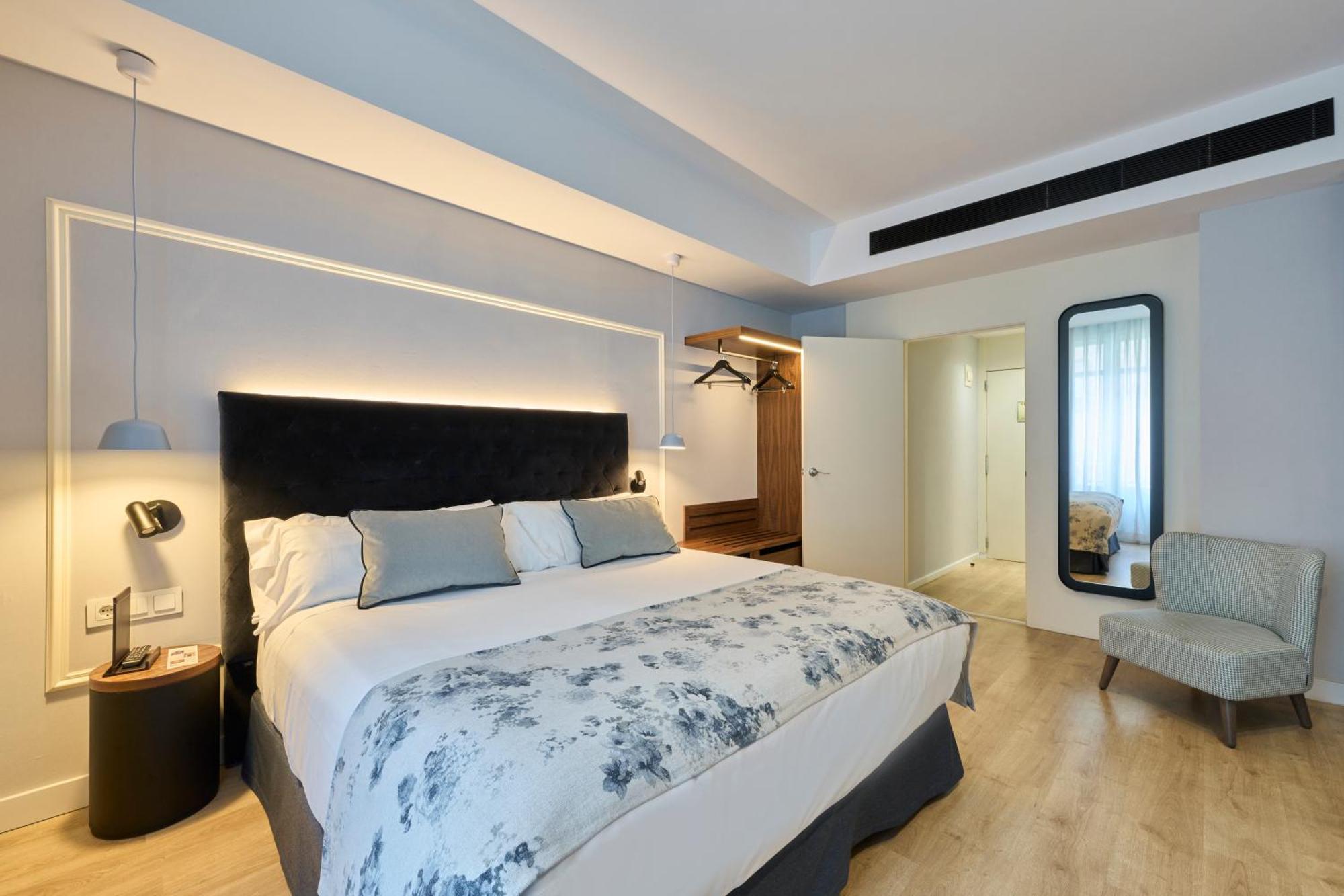 3. Catalonia El Pilar