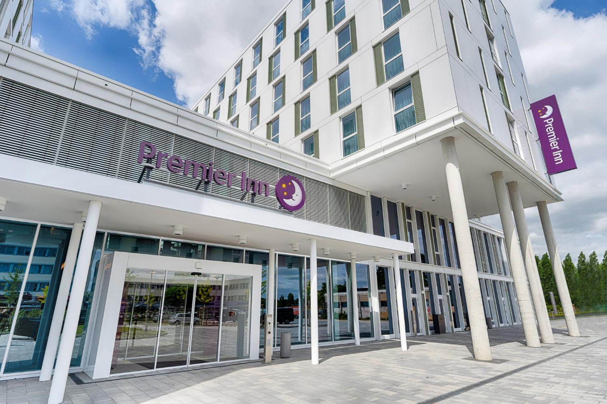 6. B&B HOTEL Wolfsburg-Weyhausen