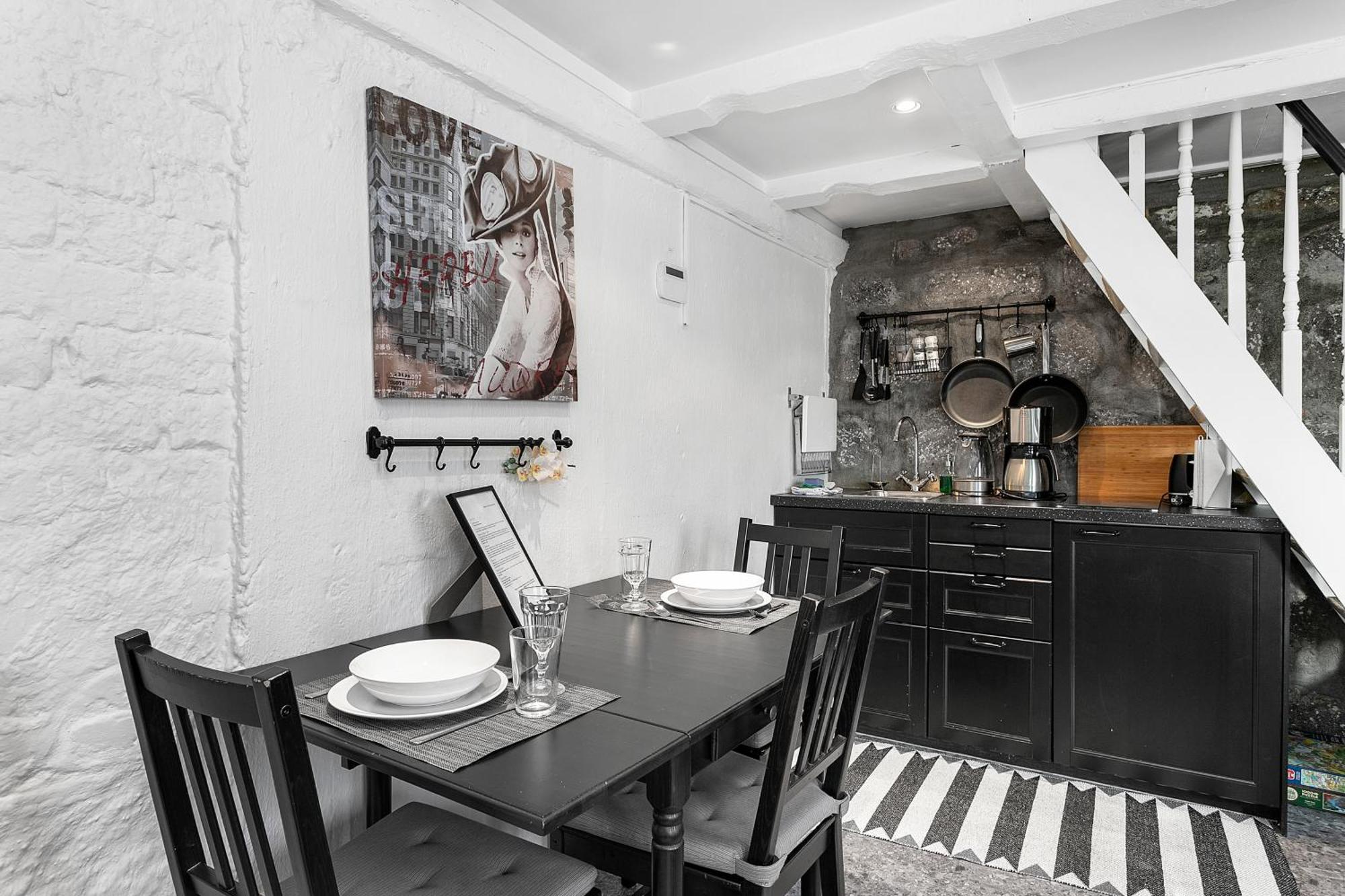 Baron Downtown Apartments