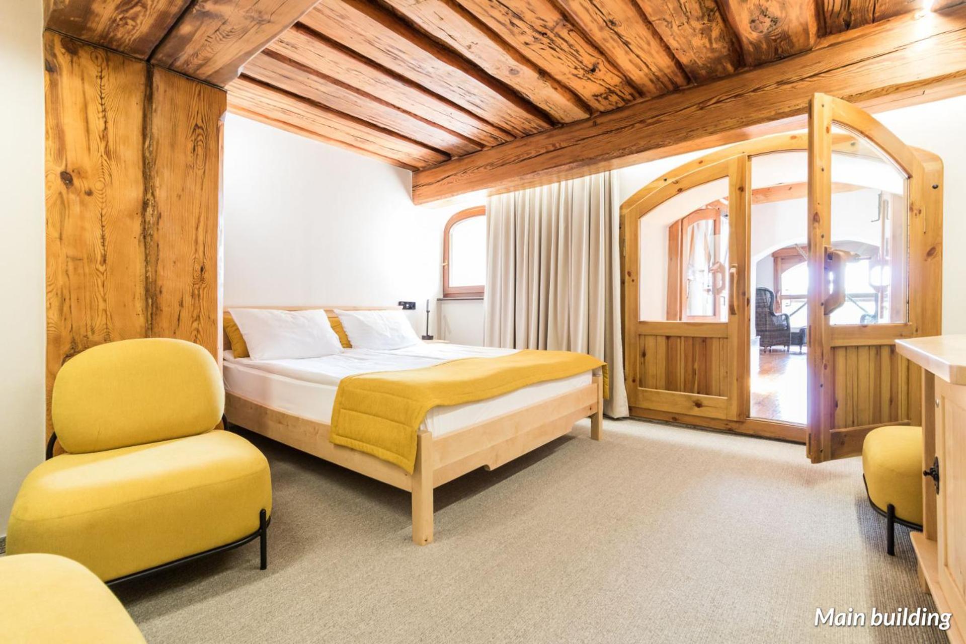 3. Hotel Eter