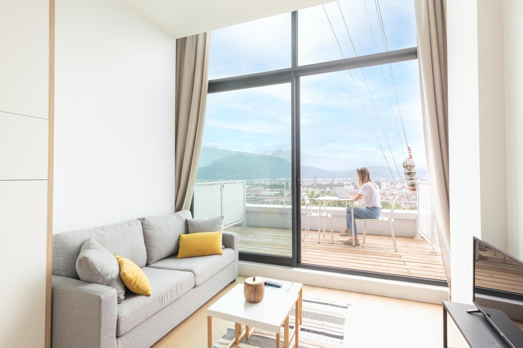 6. The Babel Community Hôtel - Grenoble Bastille