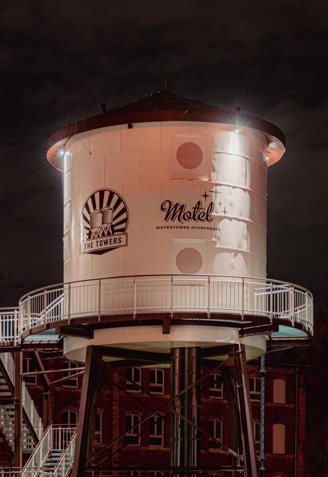 3. 50’s Ville Motel