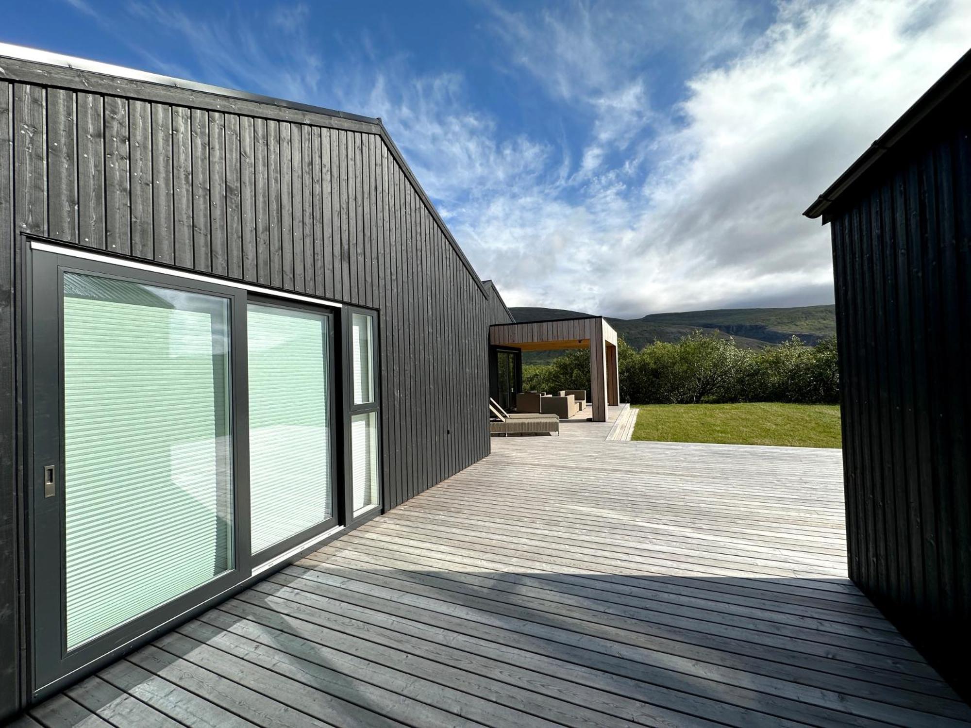 Stunning Luxury Chalet in West Iceland