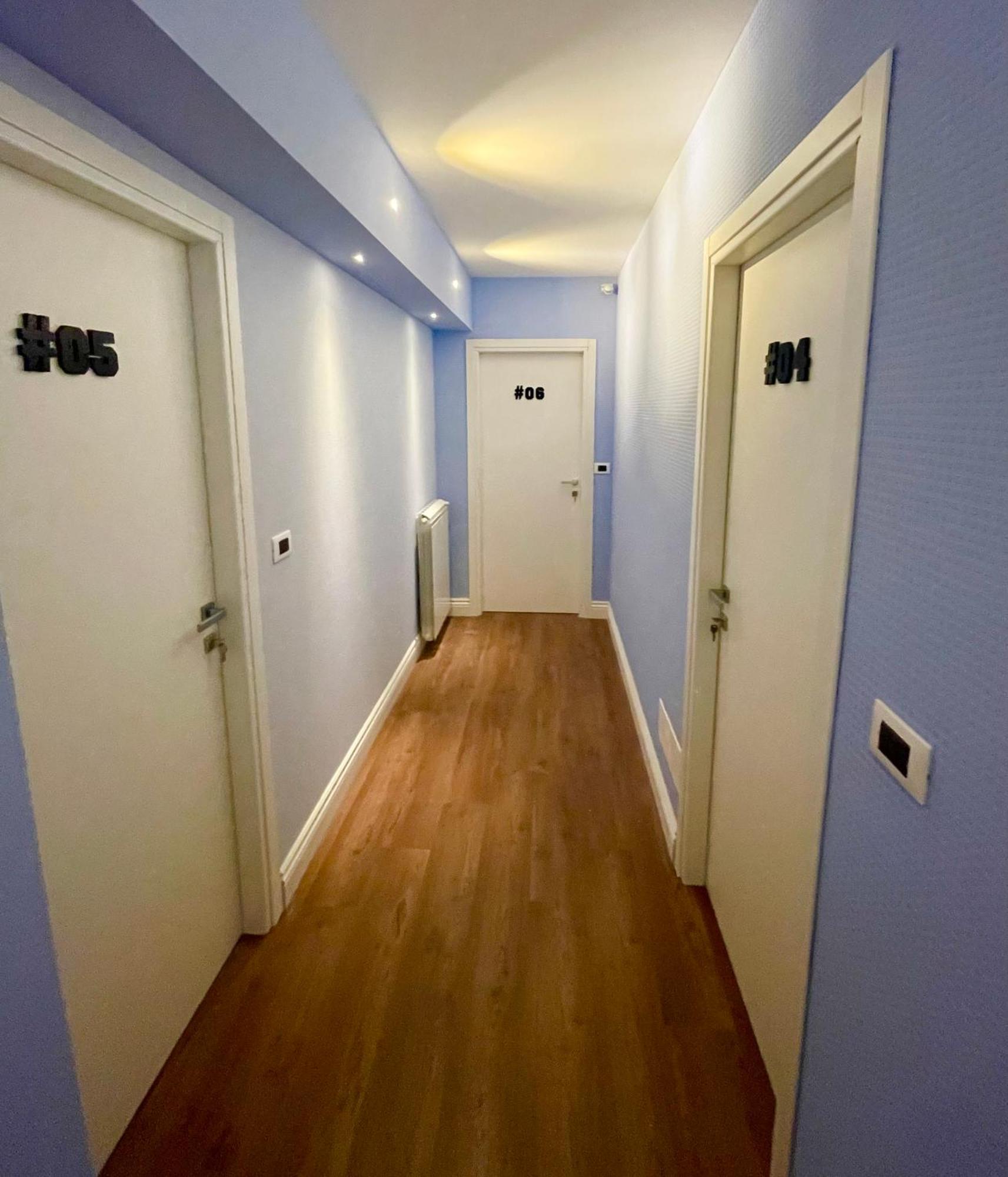 4. Home 146