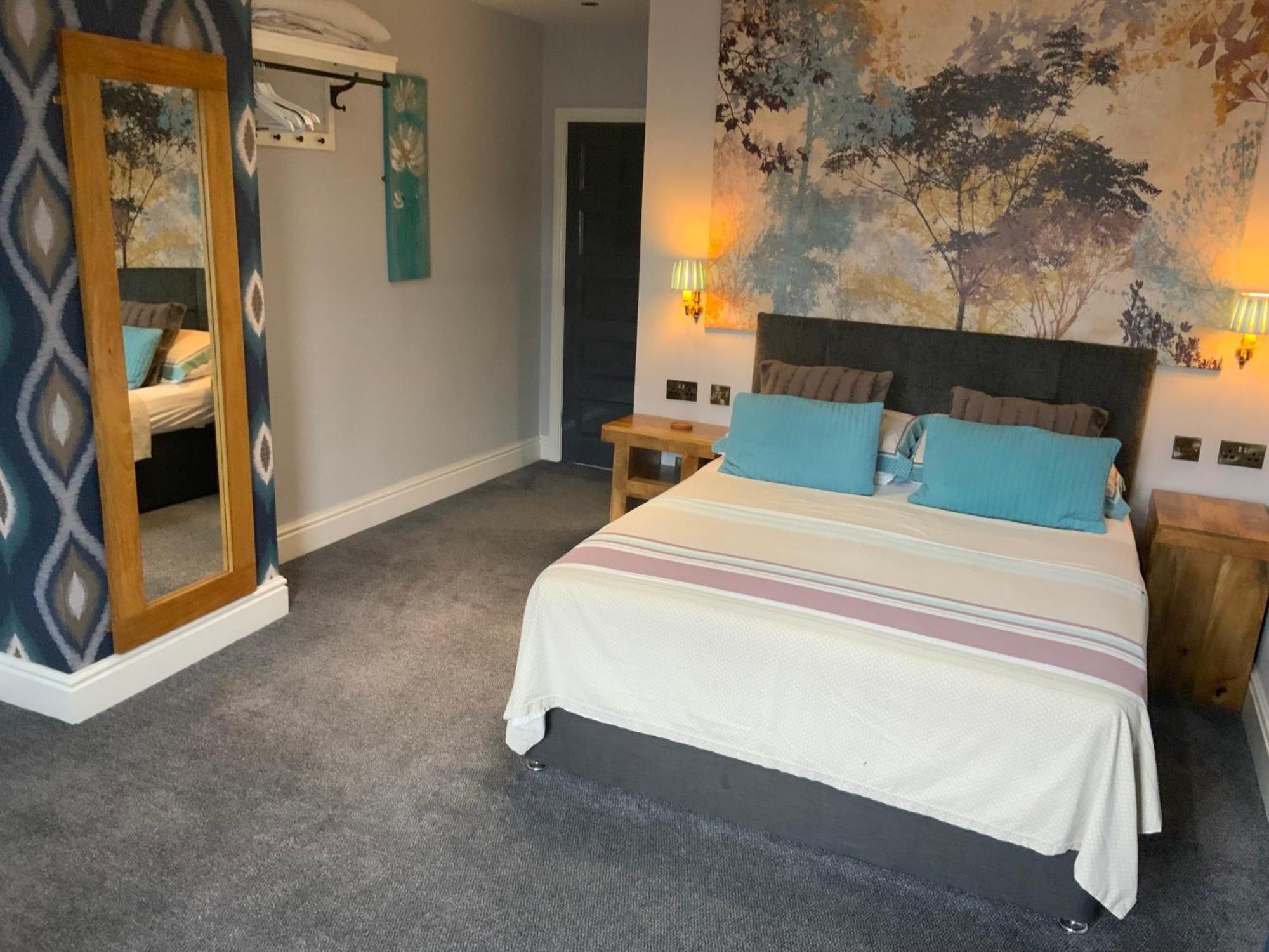4. Wheldale Hotel