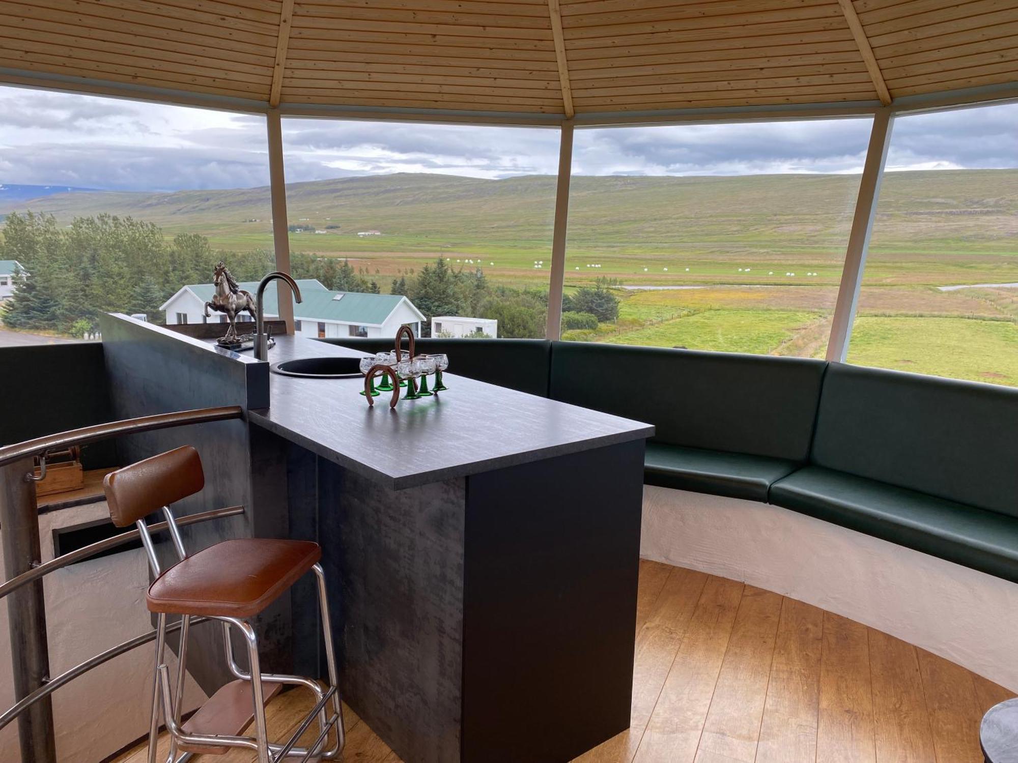 Laugavellir Tower Suite