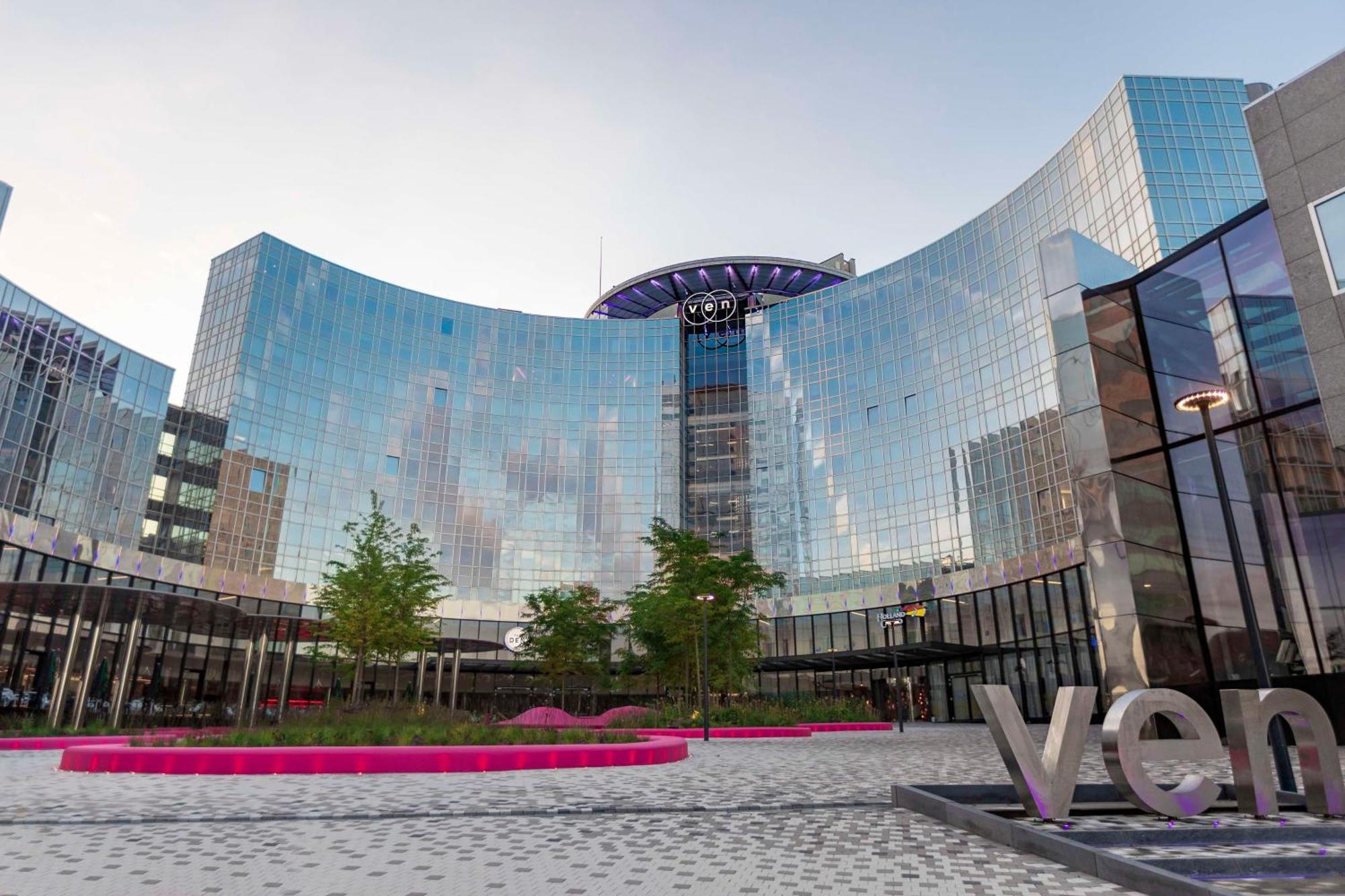 4. Park Inn by Radisson Amsterdam City West