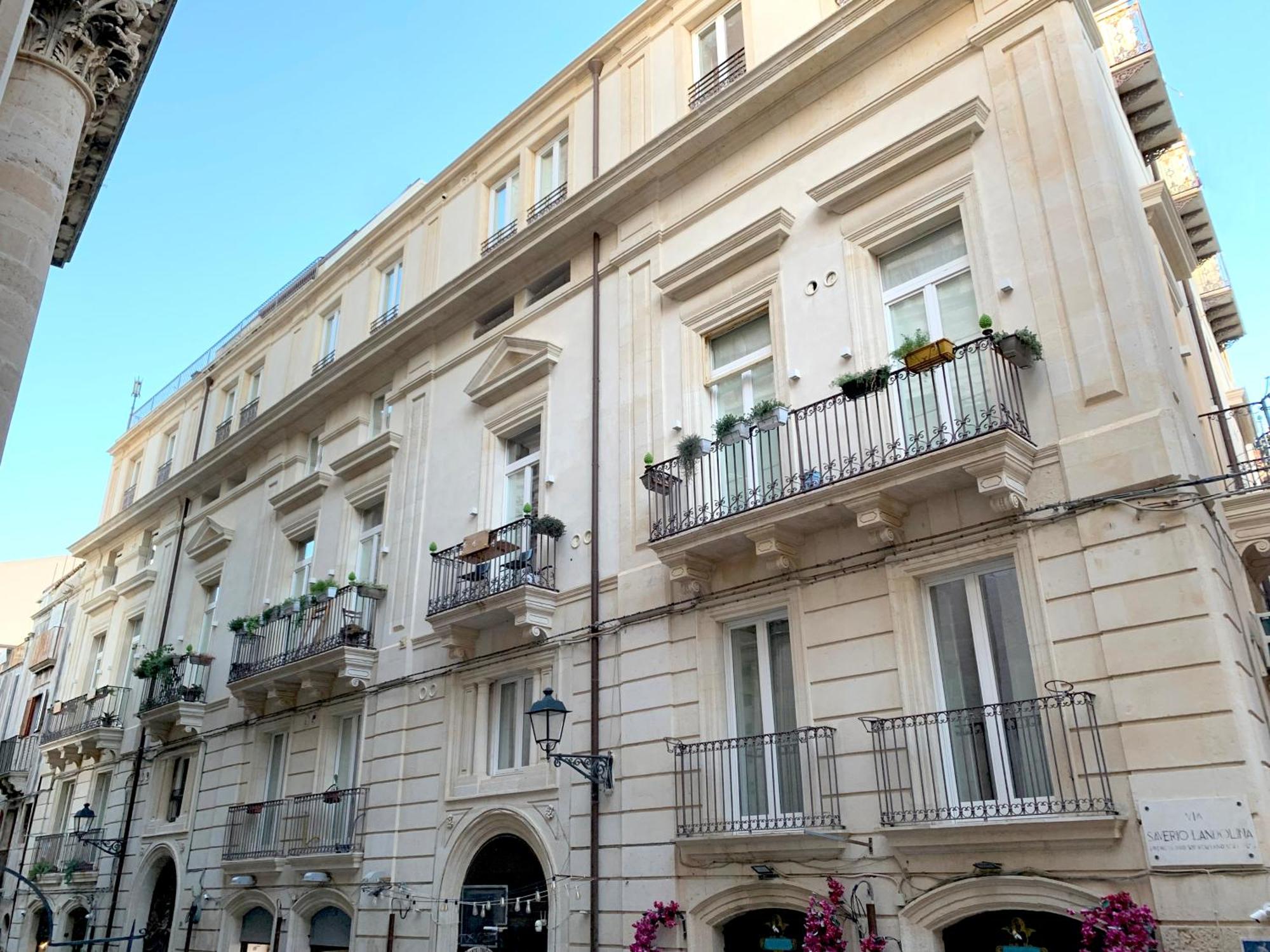 6. Casa Verbavolant