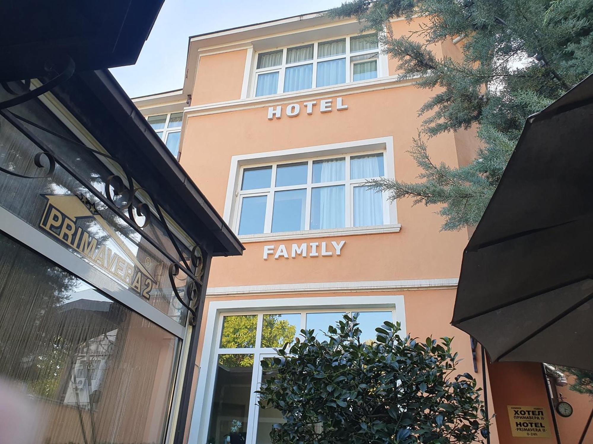 9. Lux Apartment