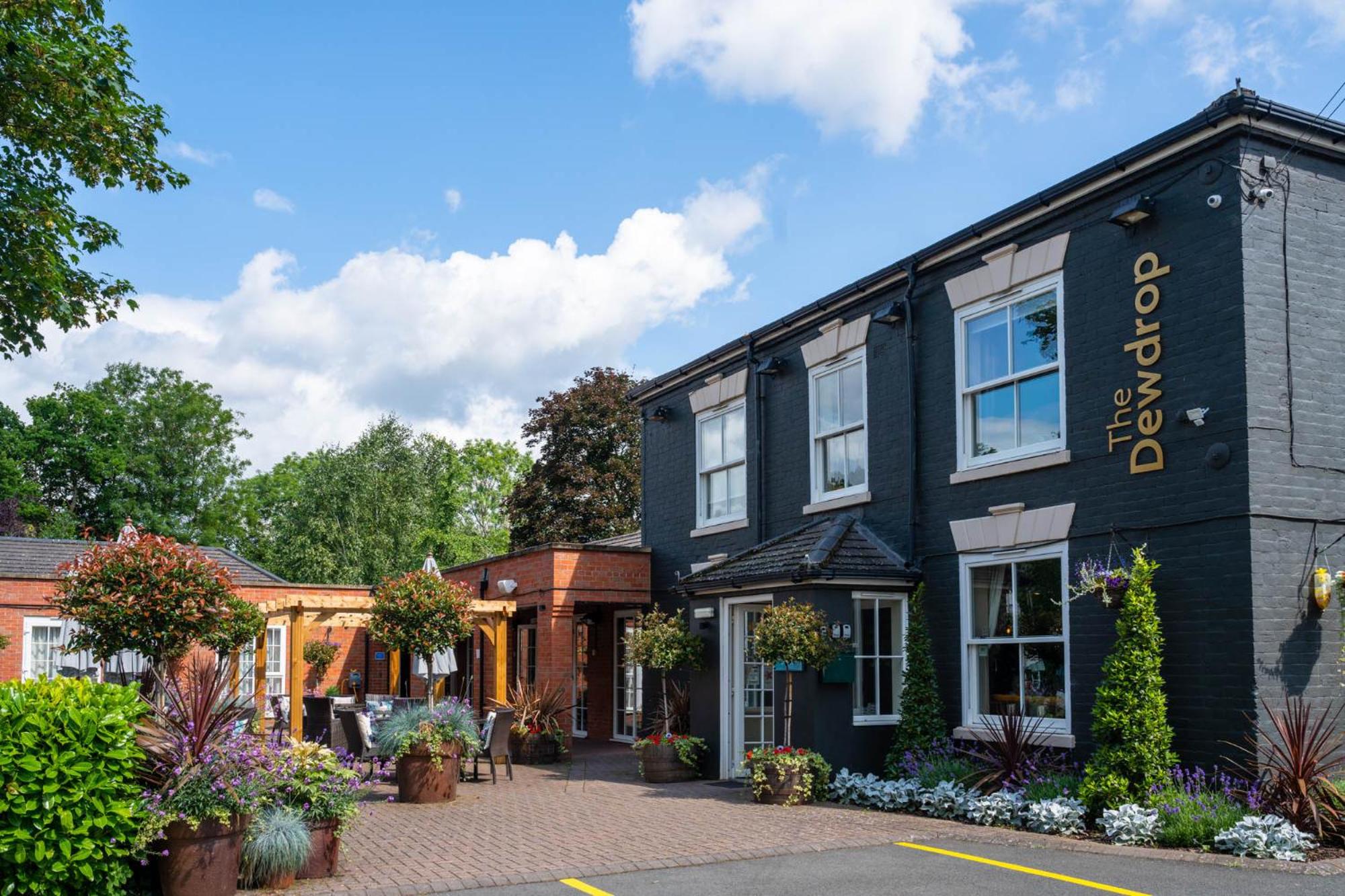 2. The Dewdrop Inn