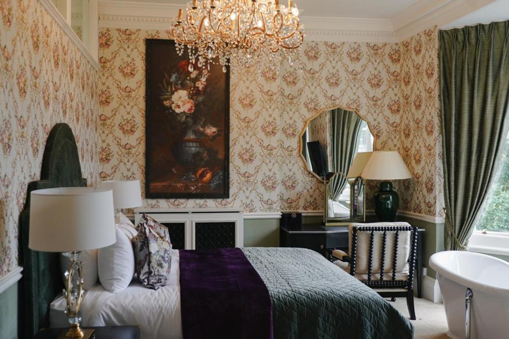 5. Forty Winks Guest House & Residence