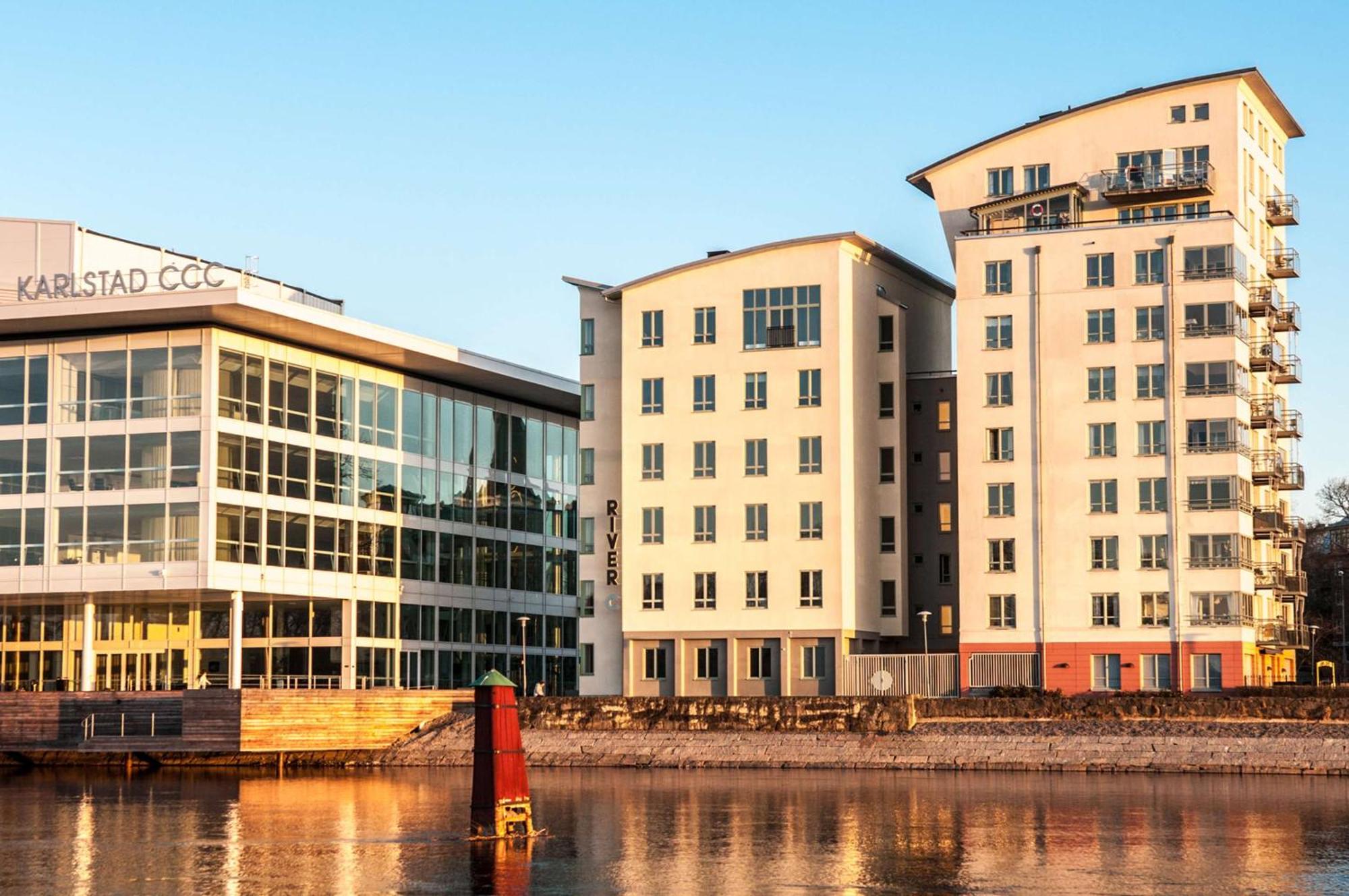 3. First Hotel River C