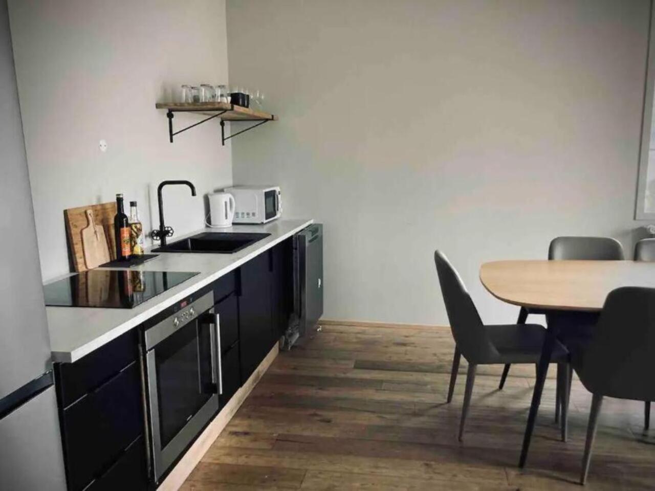 G10公寓（G10 Apartments）