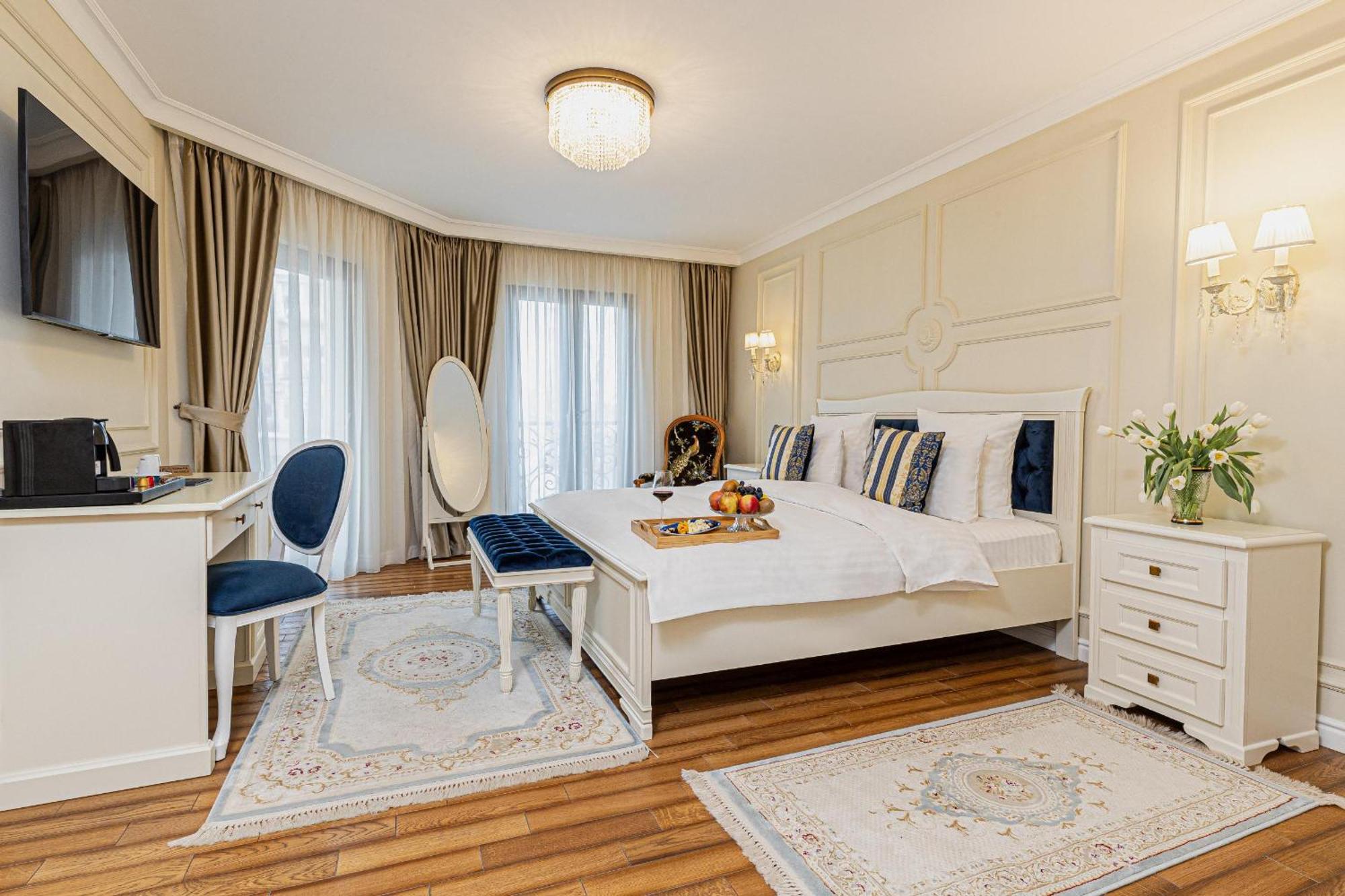 4. Grant Boutique Hotel