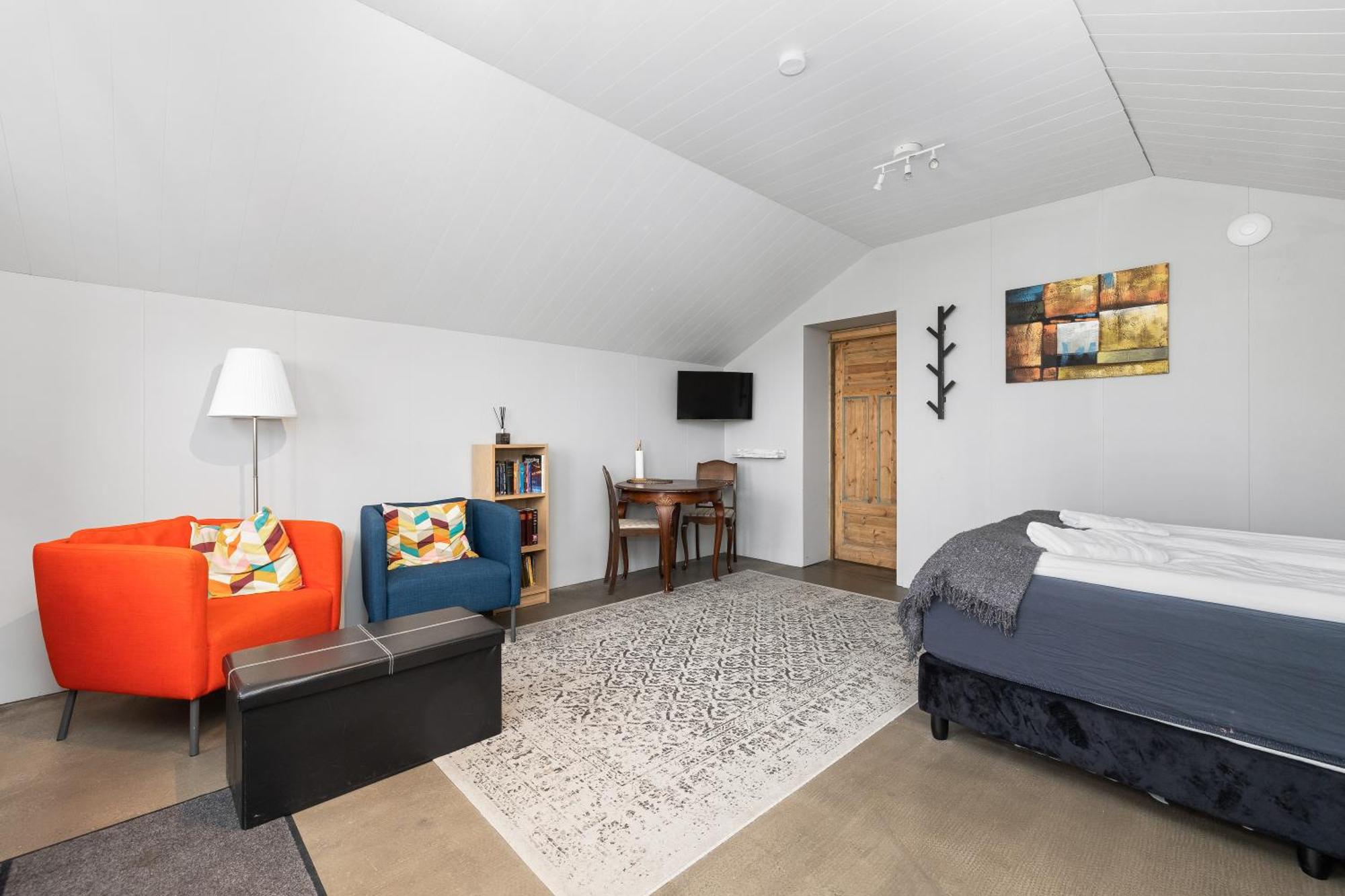 เรดาฟัตต์ ชิคเก้นคูป