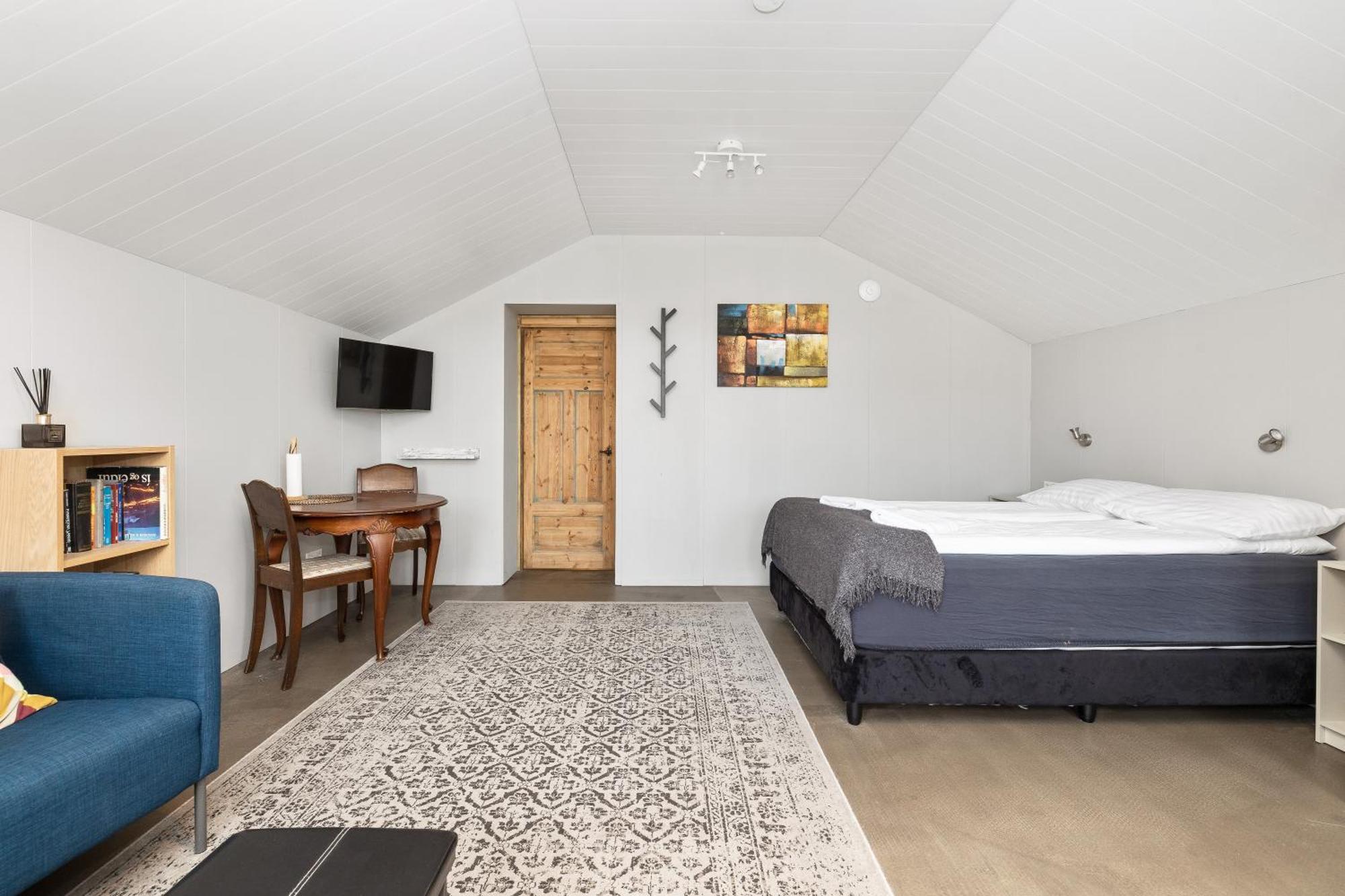 เรดาฟัตต์ ชิคเก้นคูป