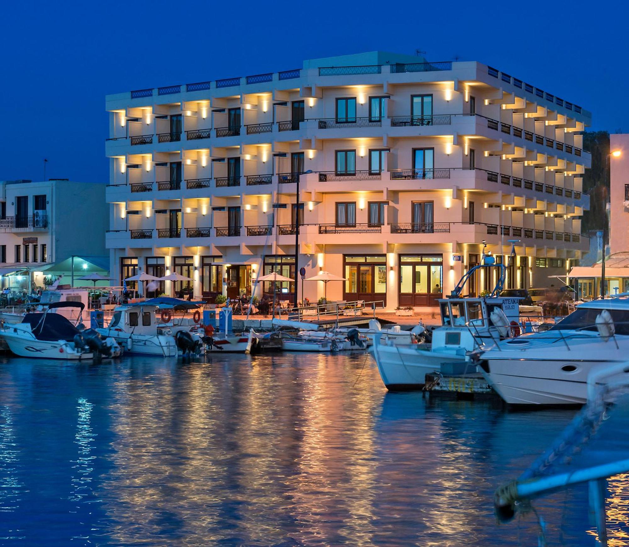 7. Porto Veneziano Hotel