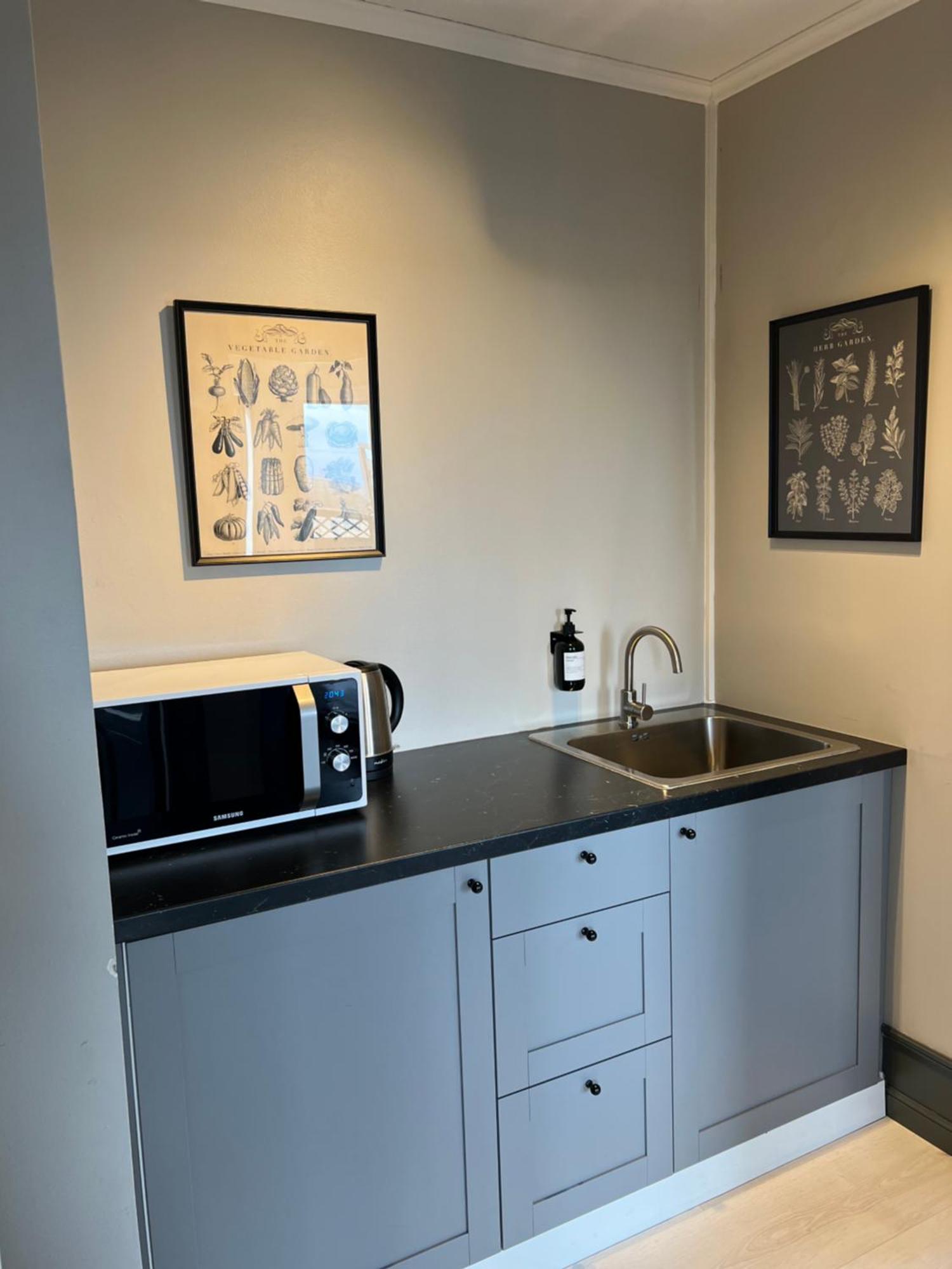 灰屋“小公寓”(The Greyhouse "Small Apartment")