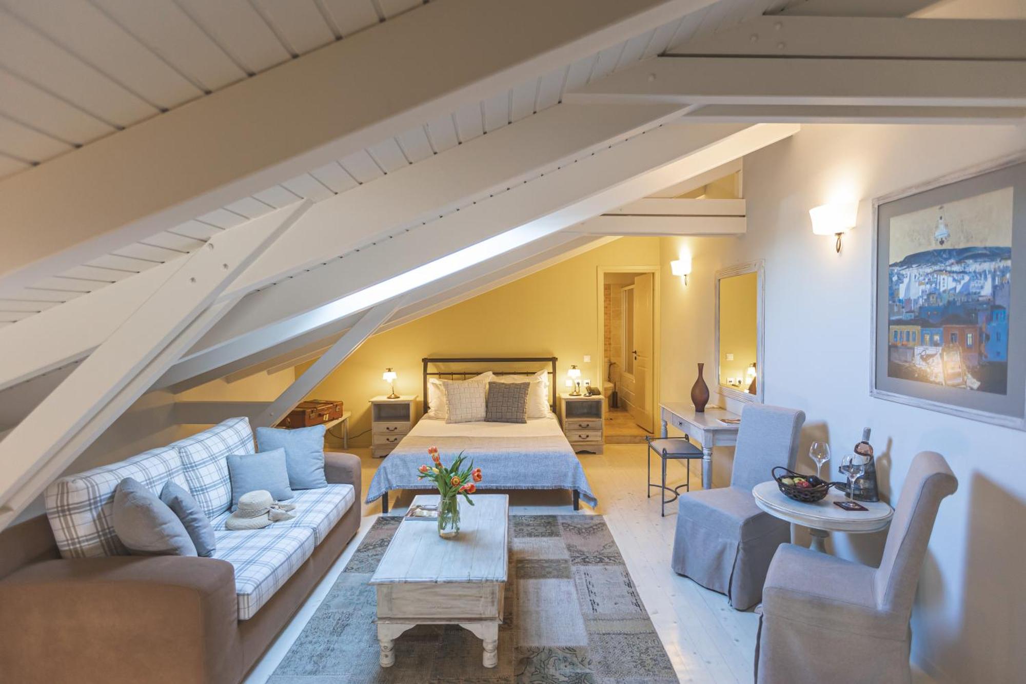 2. Arethousa Hotel