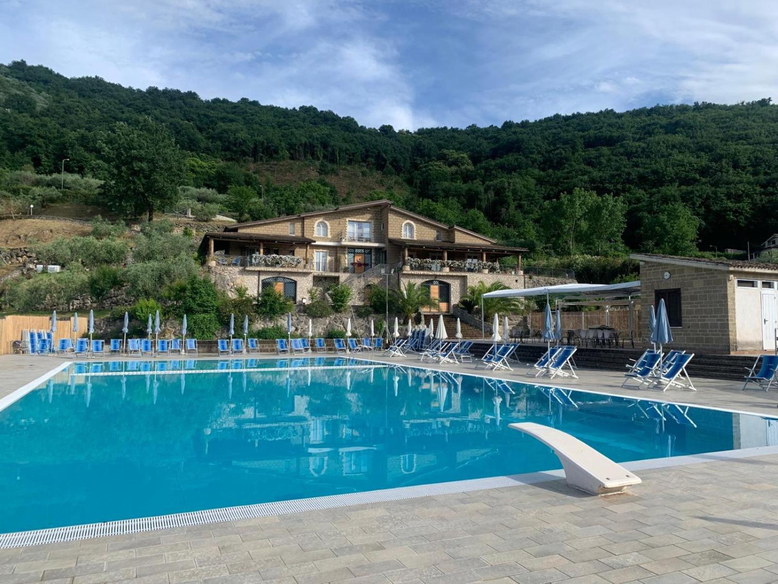 8. Le Rocce