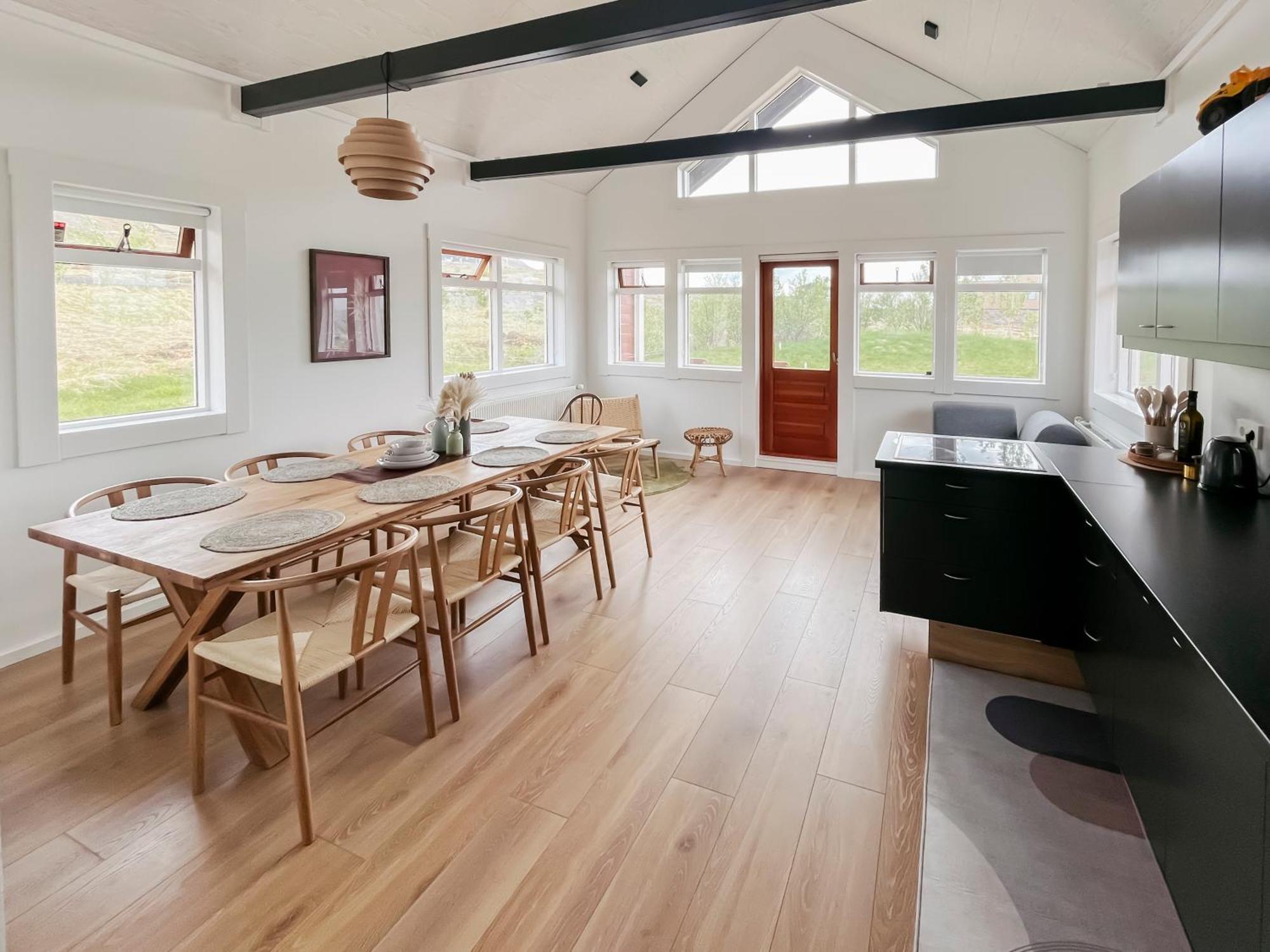 Kololo Cabin
