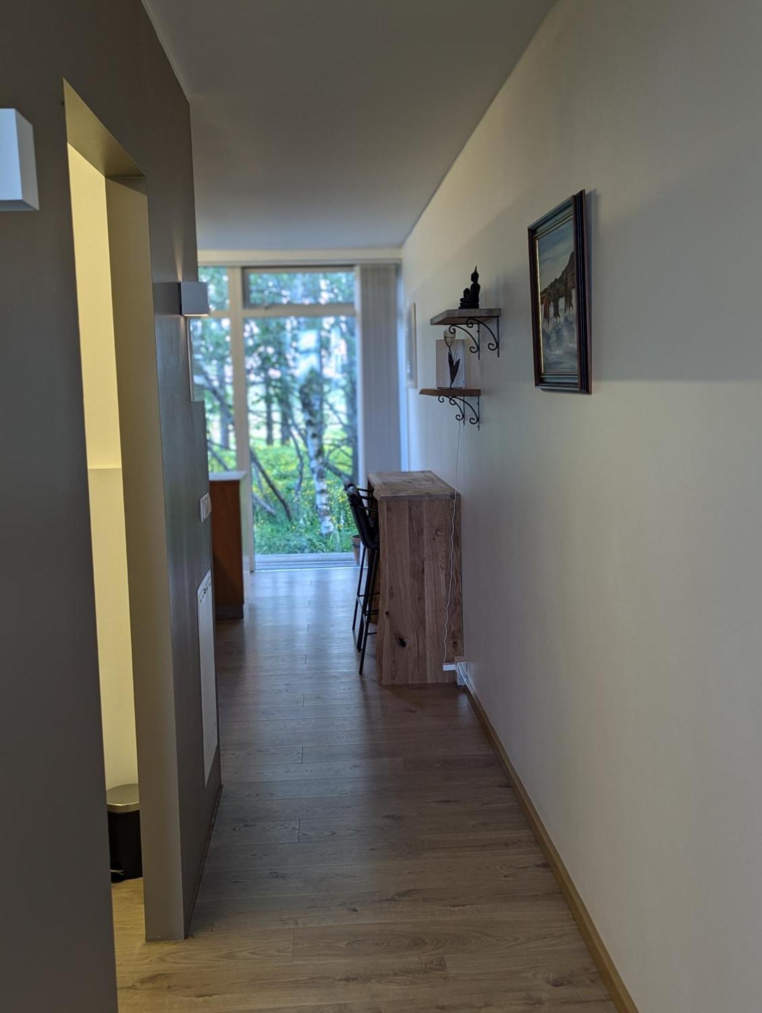 乡村小木屋（Small Cabin in the Countryside）