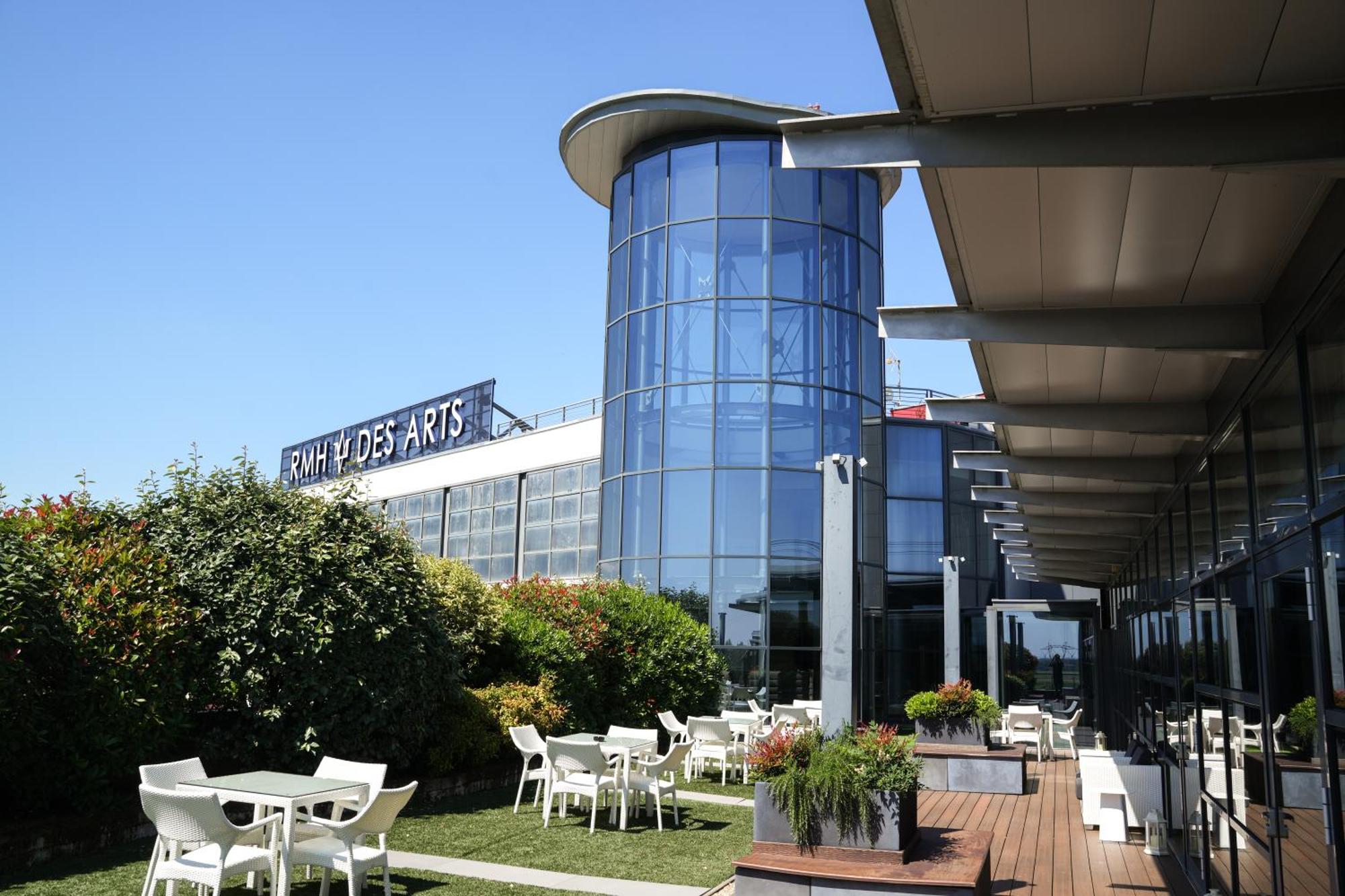 3. RMH Modena Des Arts