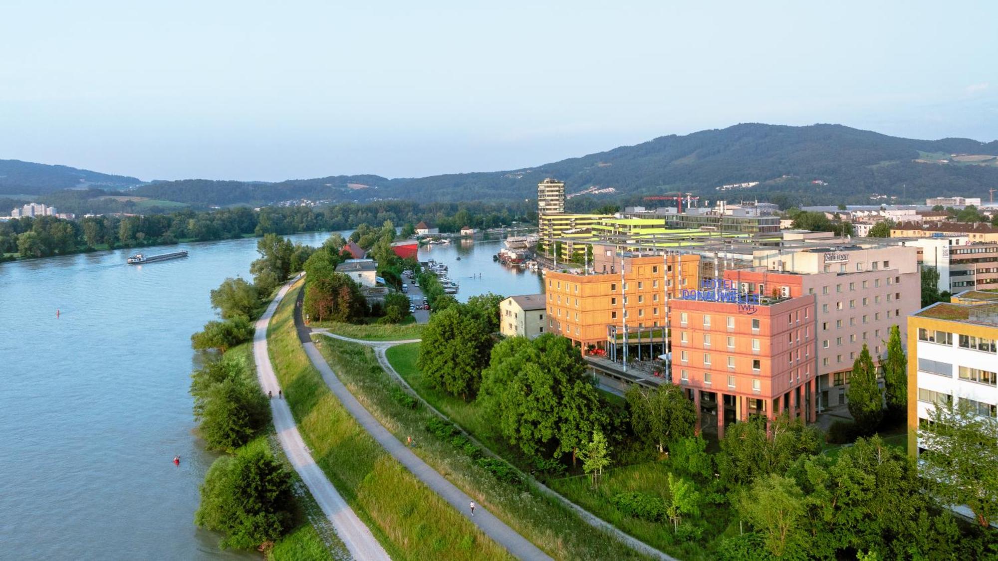 10. Trans World Hotel Donauwelle Linz