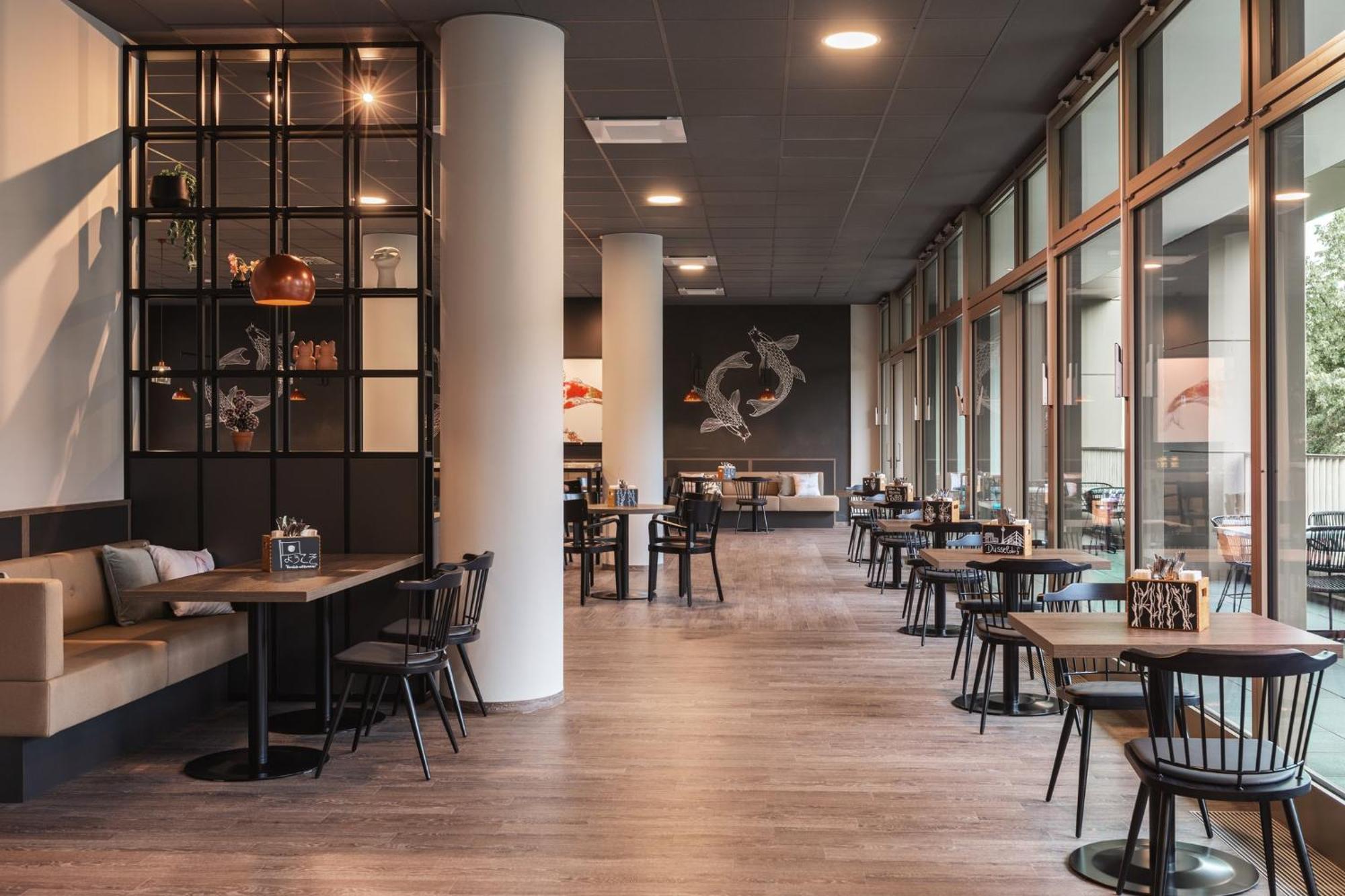 6. Holiday Inn - the niu, Tab Dusseldorf Main Station