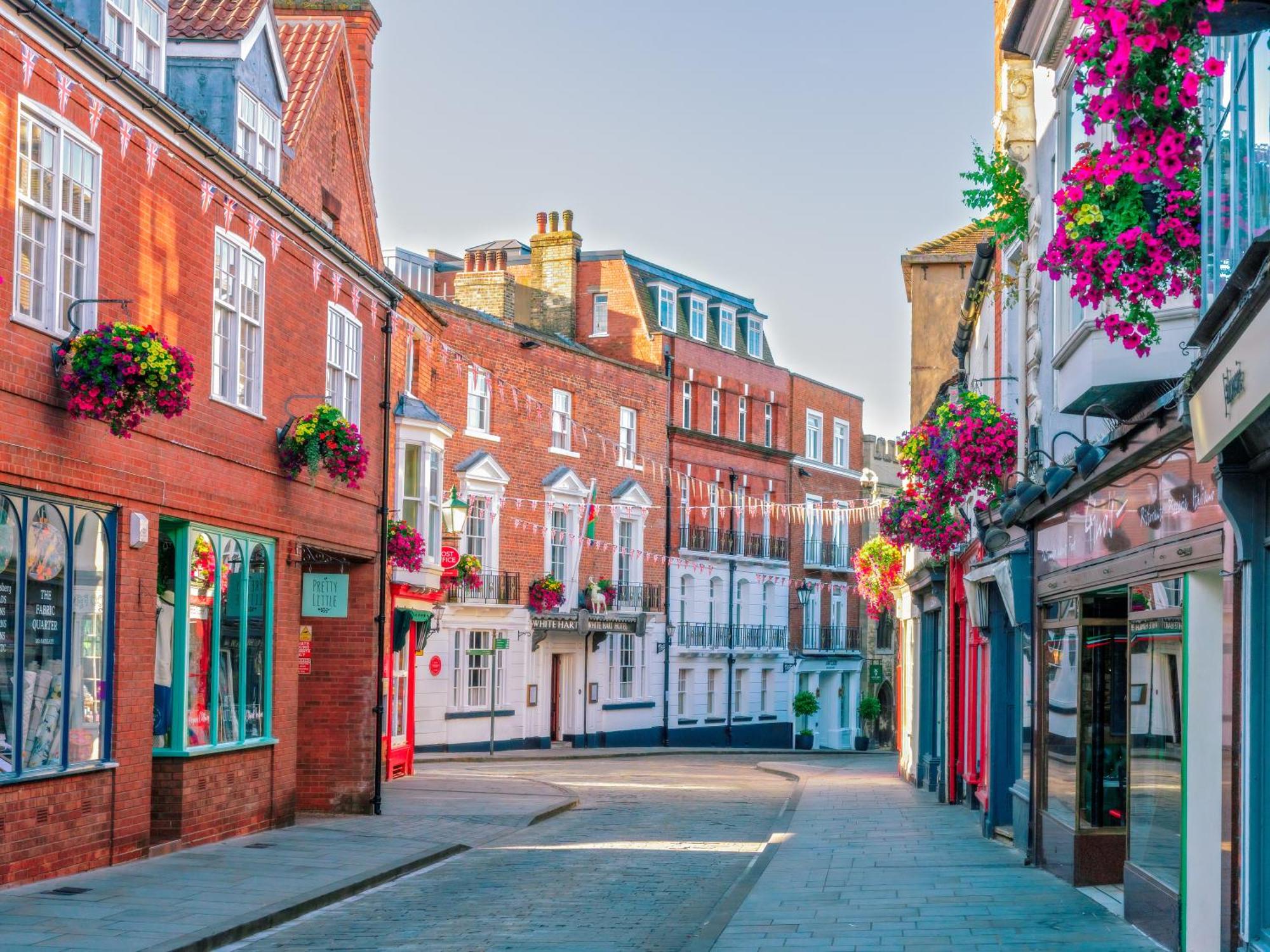 9. White Hart Hotel