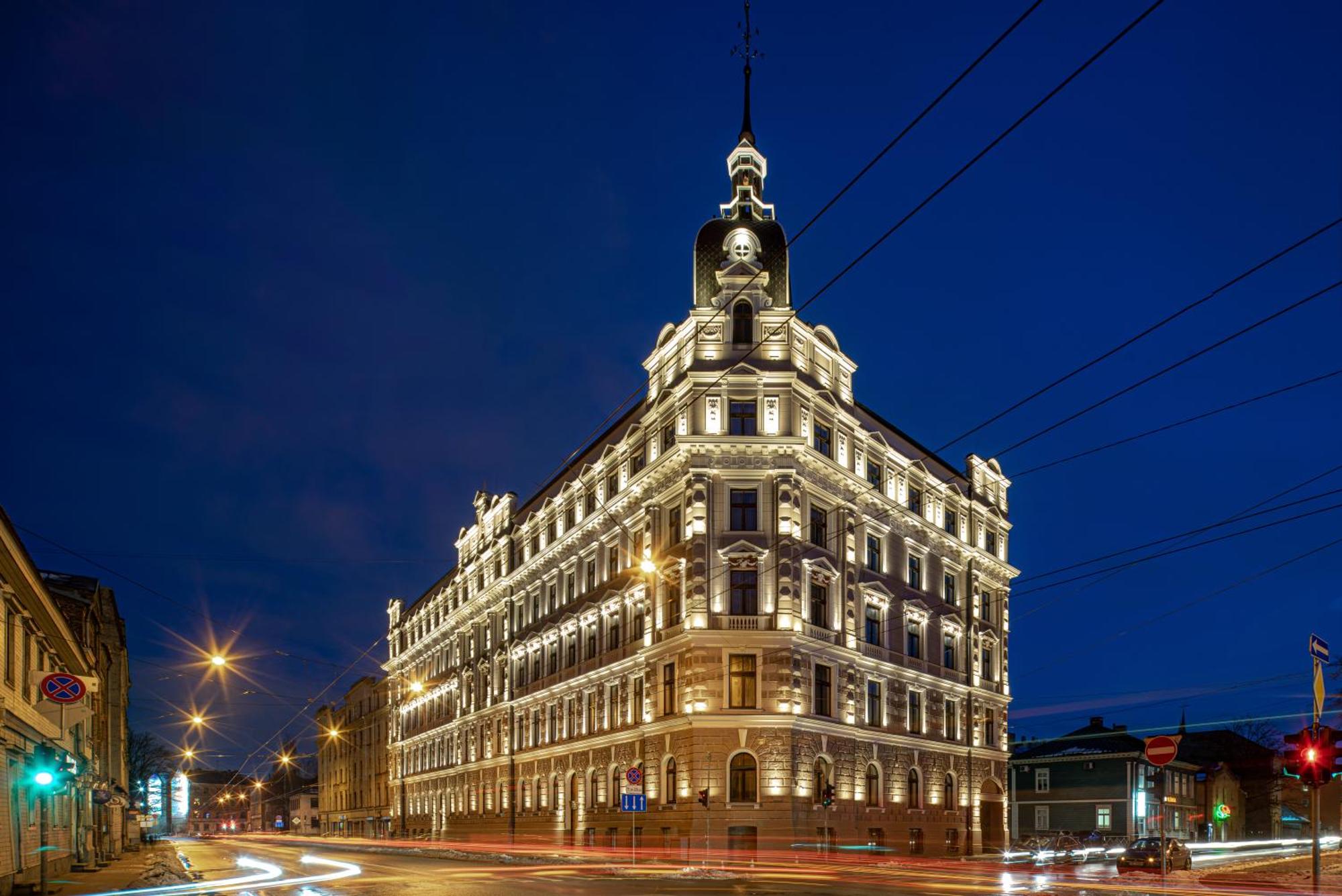 9. Aparthotel Amella