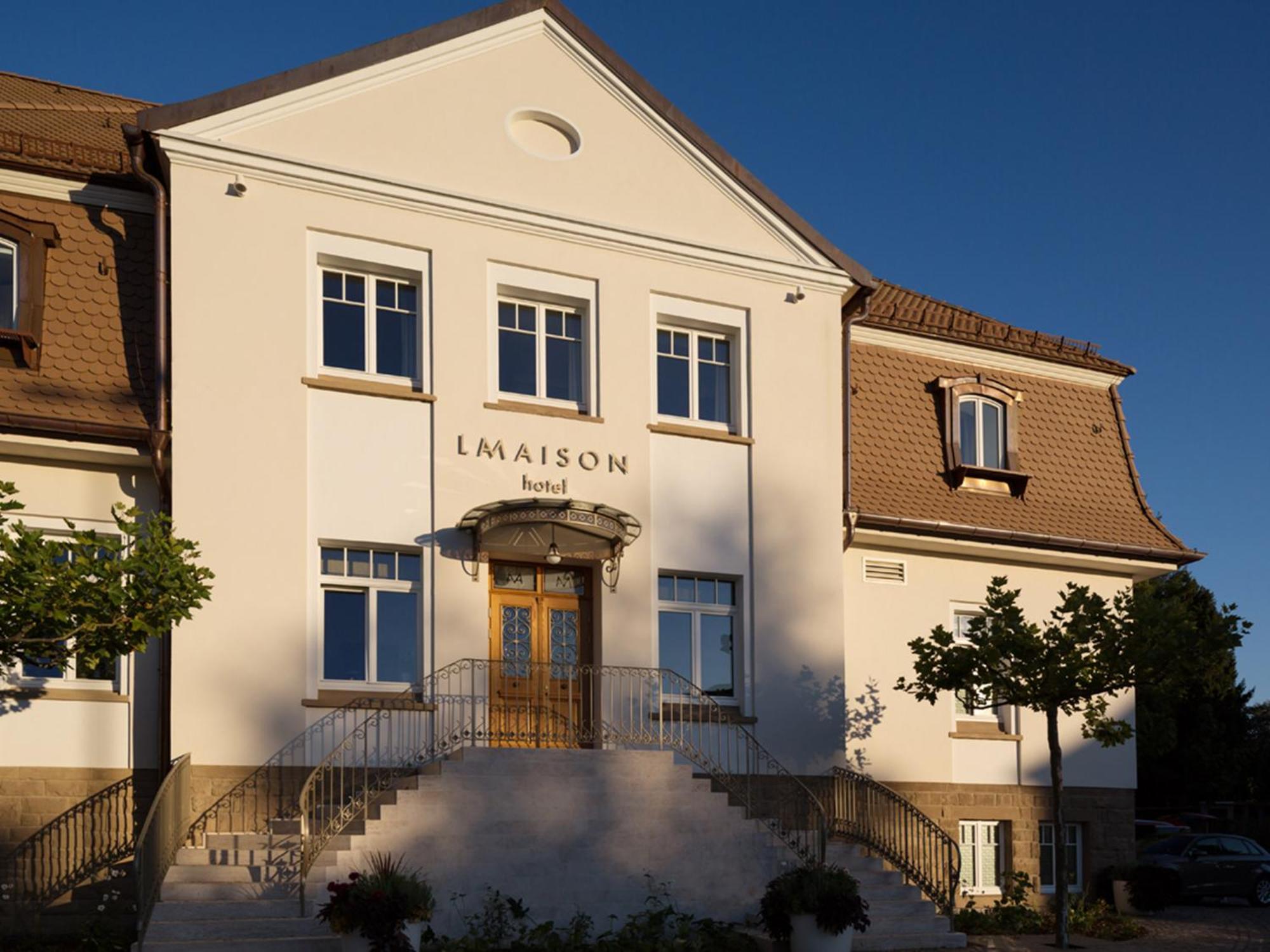 6. LA MAISON hotel