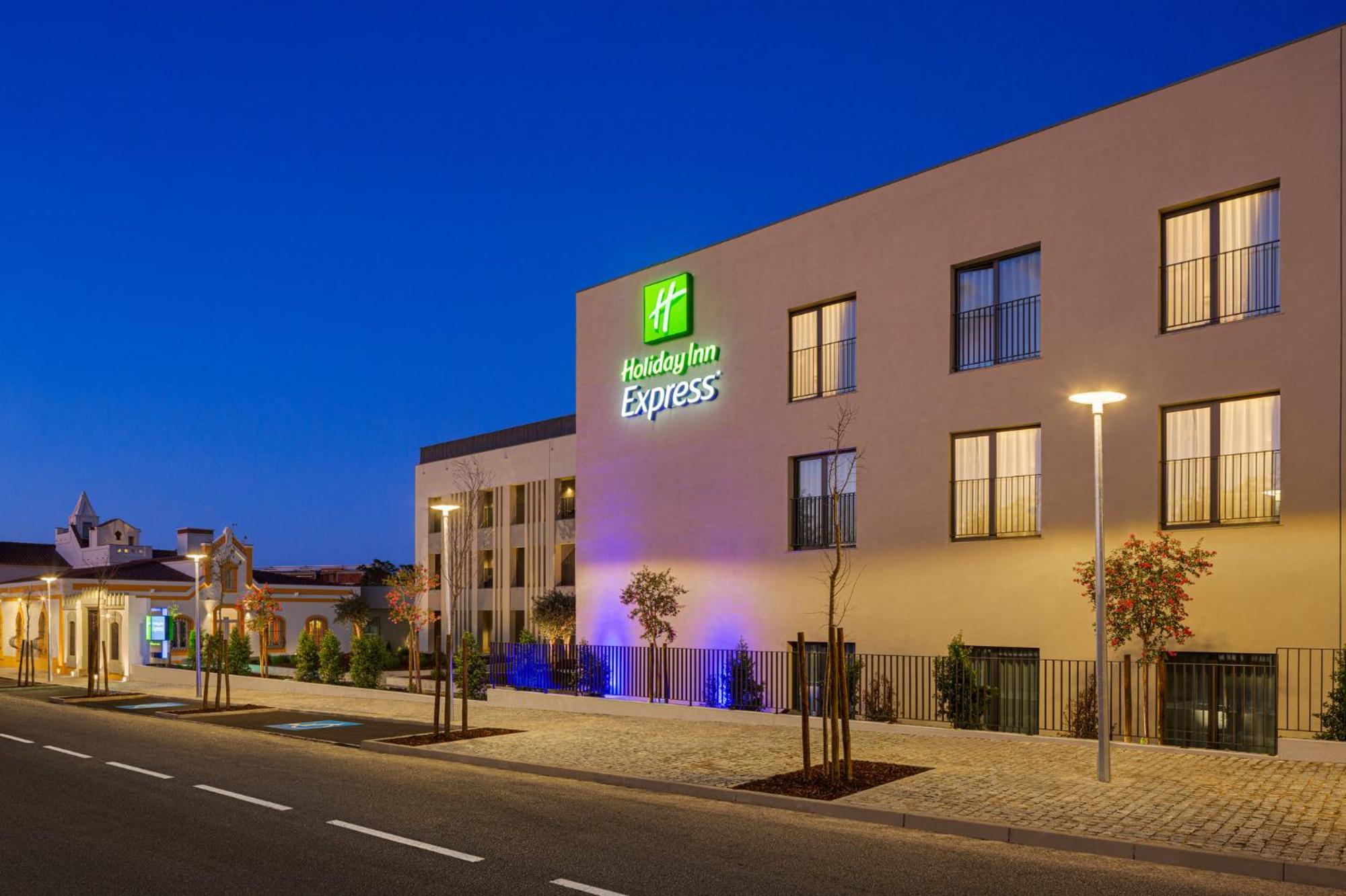 8. Holiday Inn Express Evora an IHG Hotel