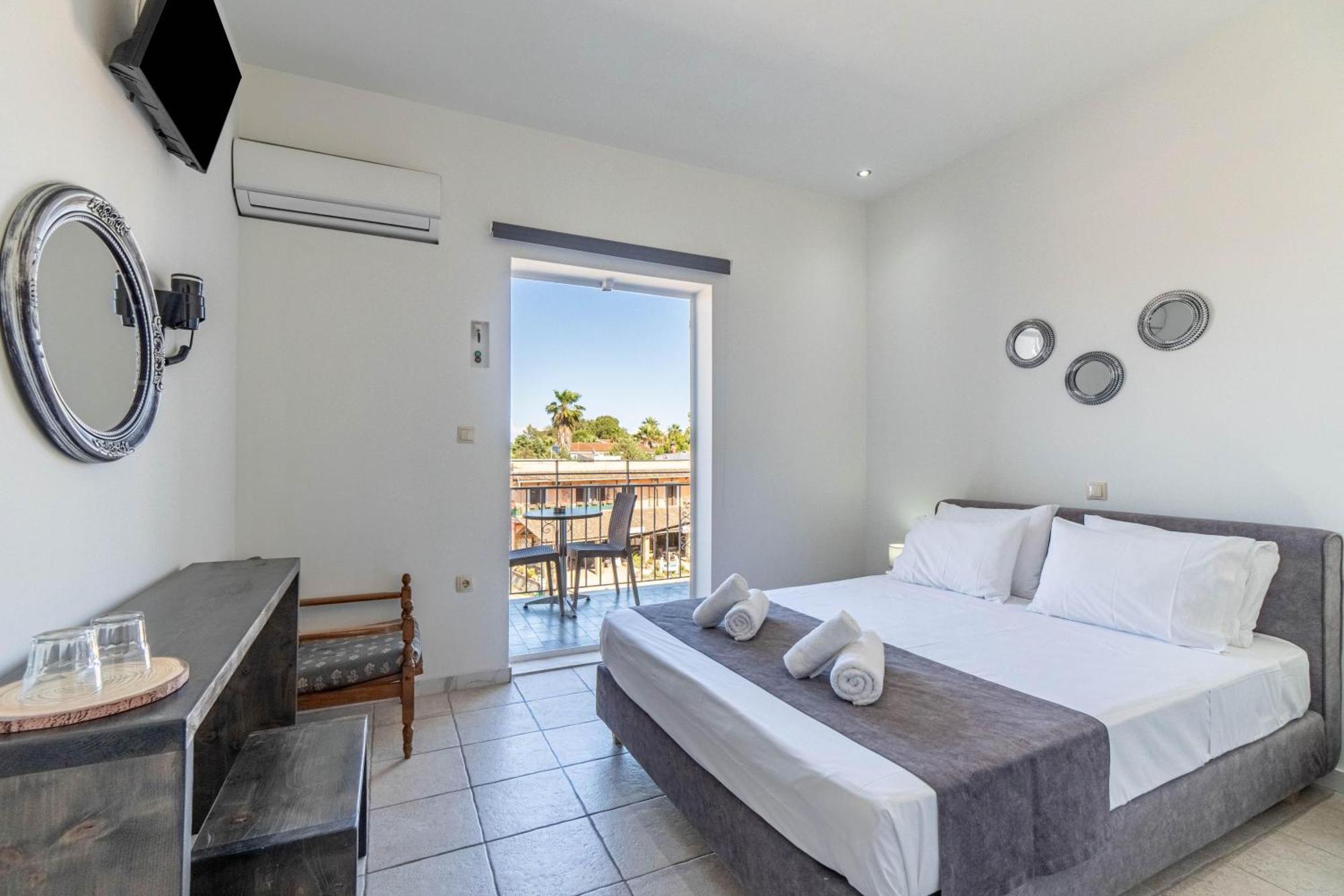 7. Angela Corfu Hotel & Apartments