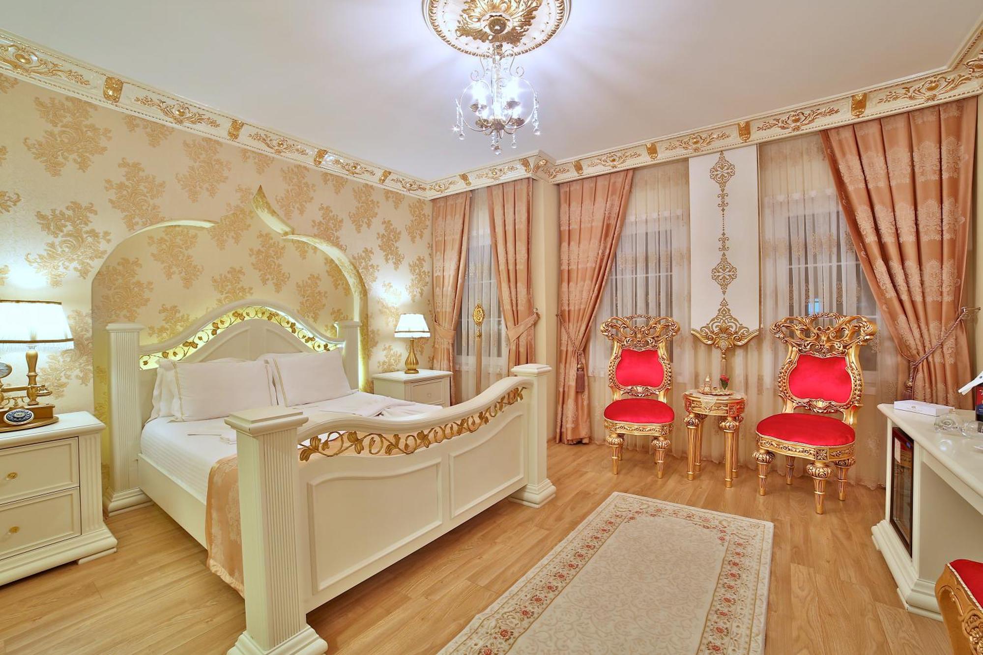 6. White House Istanbul