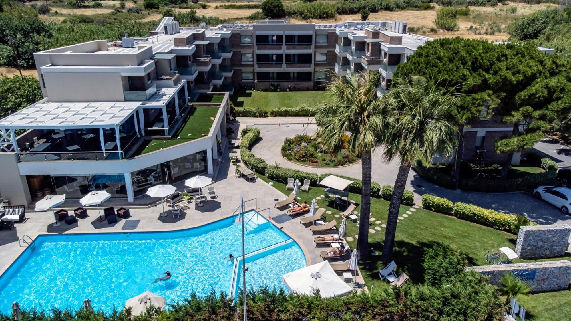 6. Elysion Hotel