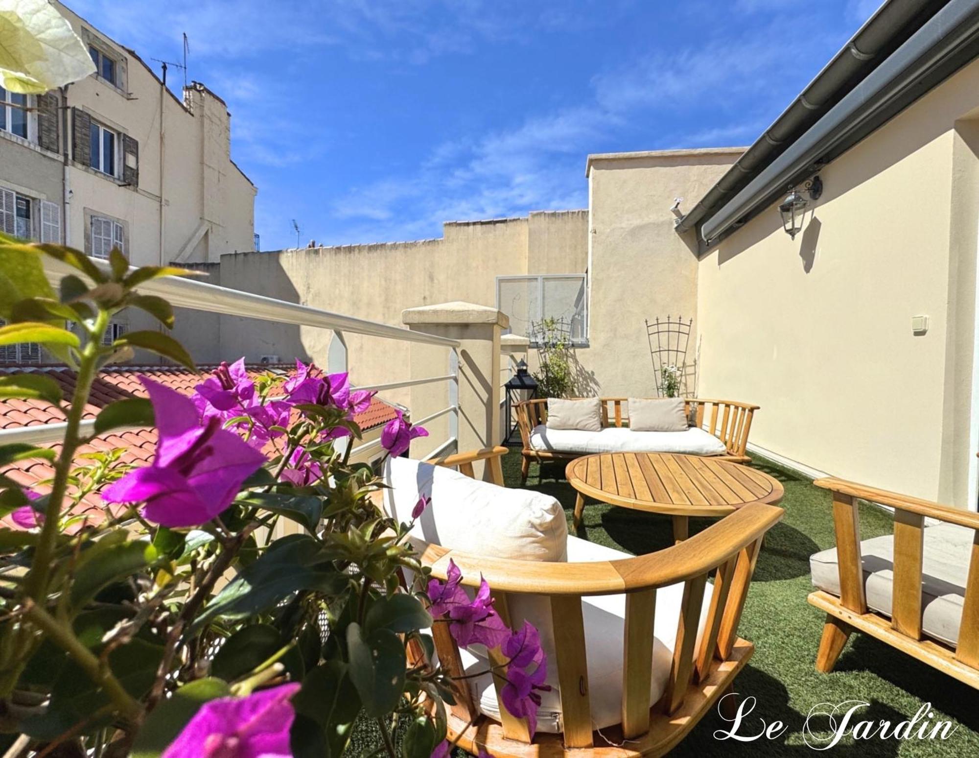 1. Les Appartements du Vieux Port