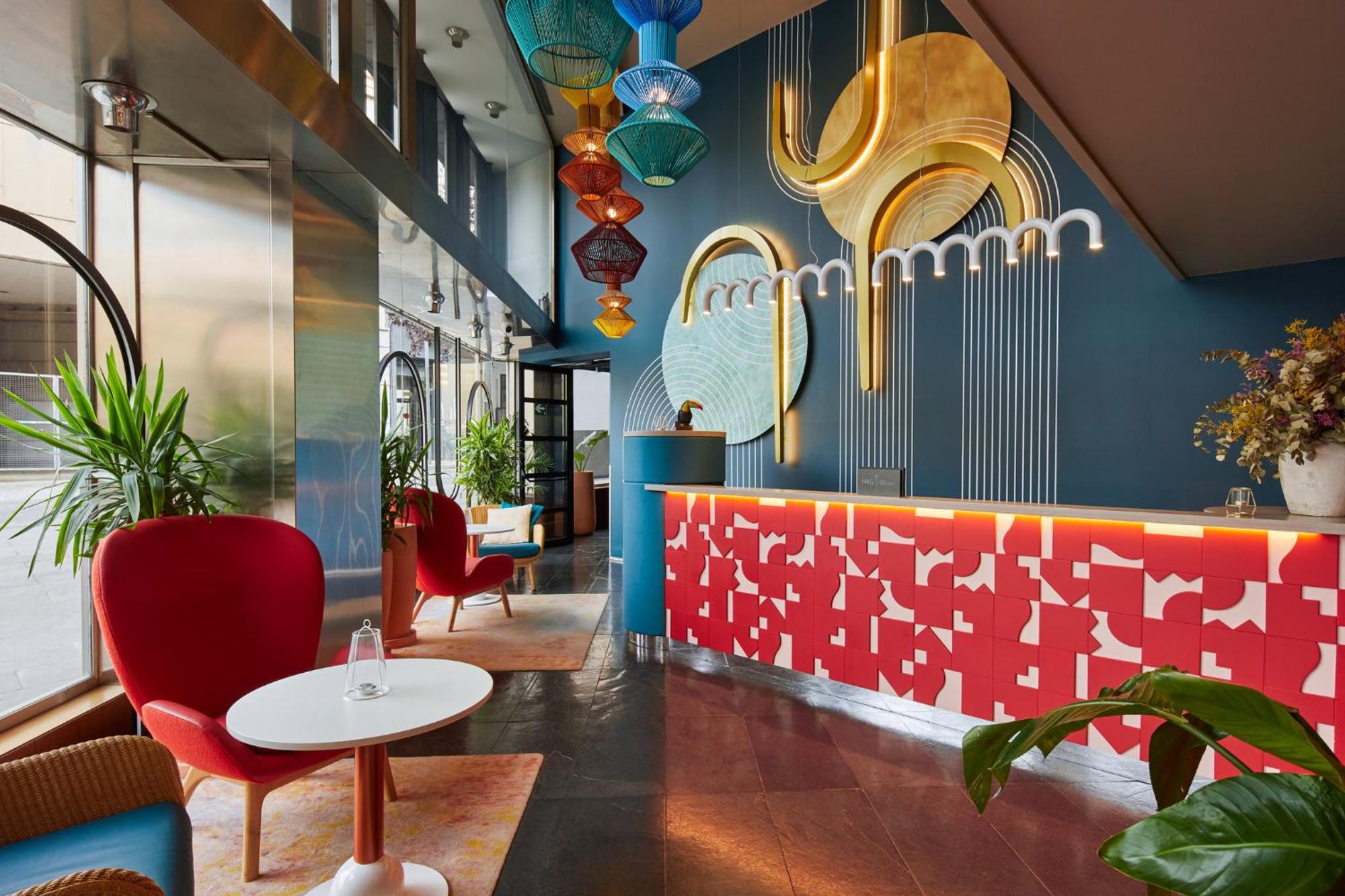 7. Hotel Indigo Barcelona Plaza España